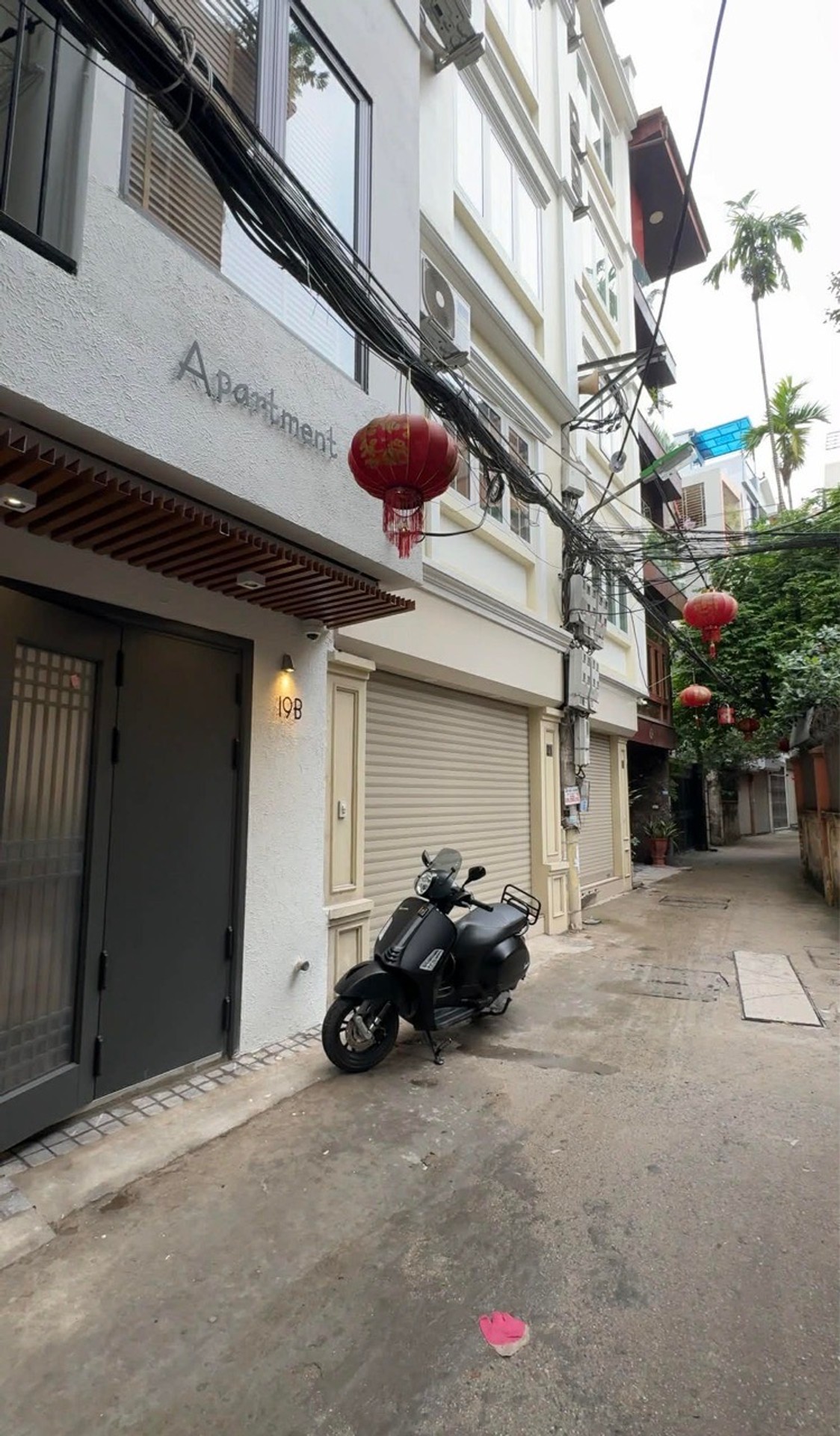 BÁN TOÀ CĂN HỘ DỊCH VỤ HOMESTAY CAO CẤP – LẠC LONG QUÂN – HỒ TÂY
7 TẦNG THANG MÁY – Ô TÔ ĐỖ CỬA