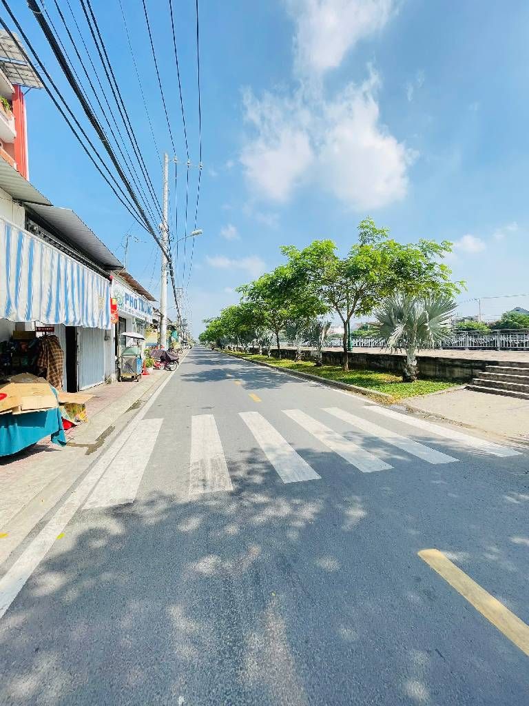 Bán nhà mặt phố kinh doanh phú định Phường 16 Quận 8, mặt tiền 6.8m, diện tích 154.3m2