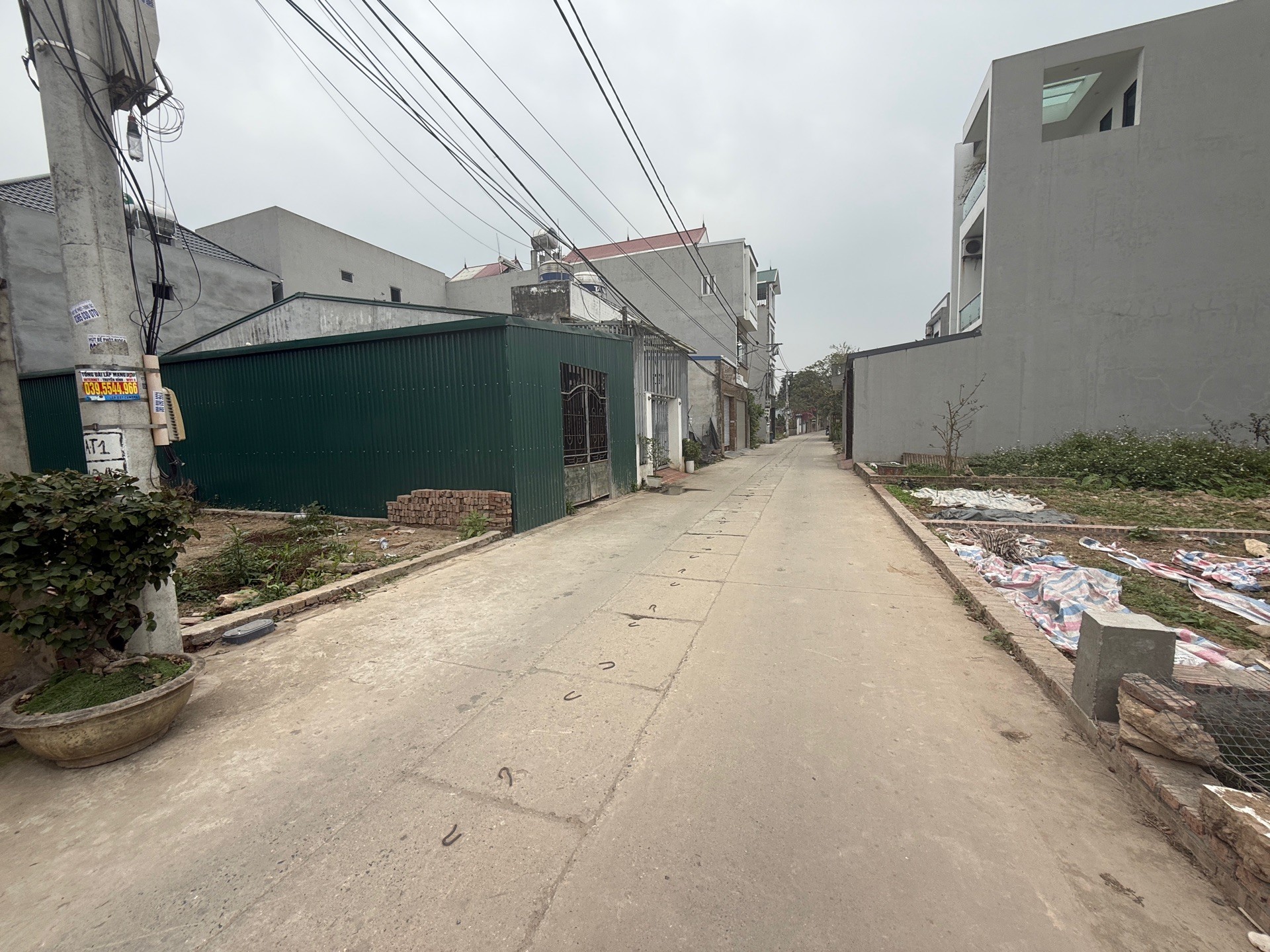 Bán đất 64m² hướng Nam tại Ấp Tre, ngõ ô tô thông, mặt tiền 4,5m, pháp lý cơ sở