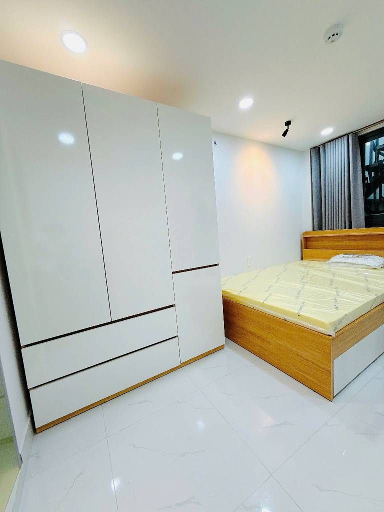 Nhà Mặt Phố Dịch Vụ Cao Cấp Quận 8 - Dòng Tiền Tối Ưu