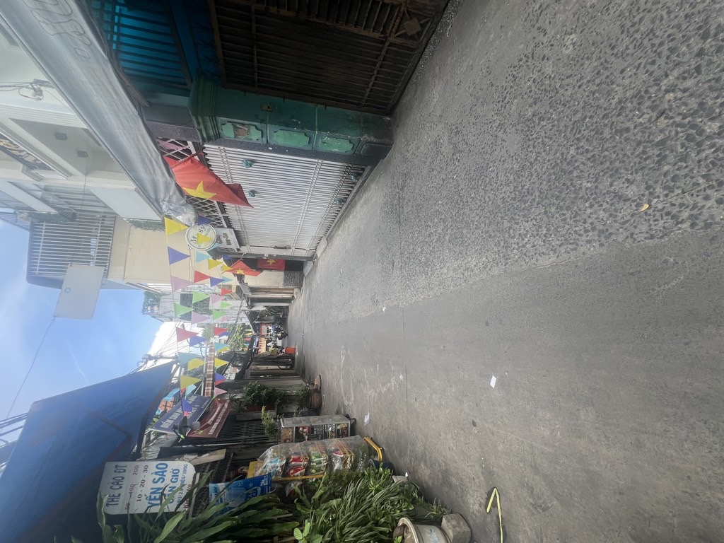 Nhà phố 4 phòng ngủ đường xe hơi Quận 8 giá 12 tỷ