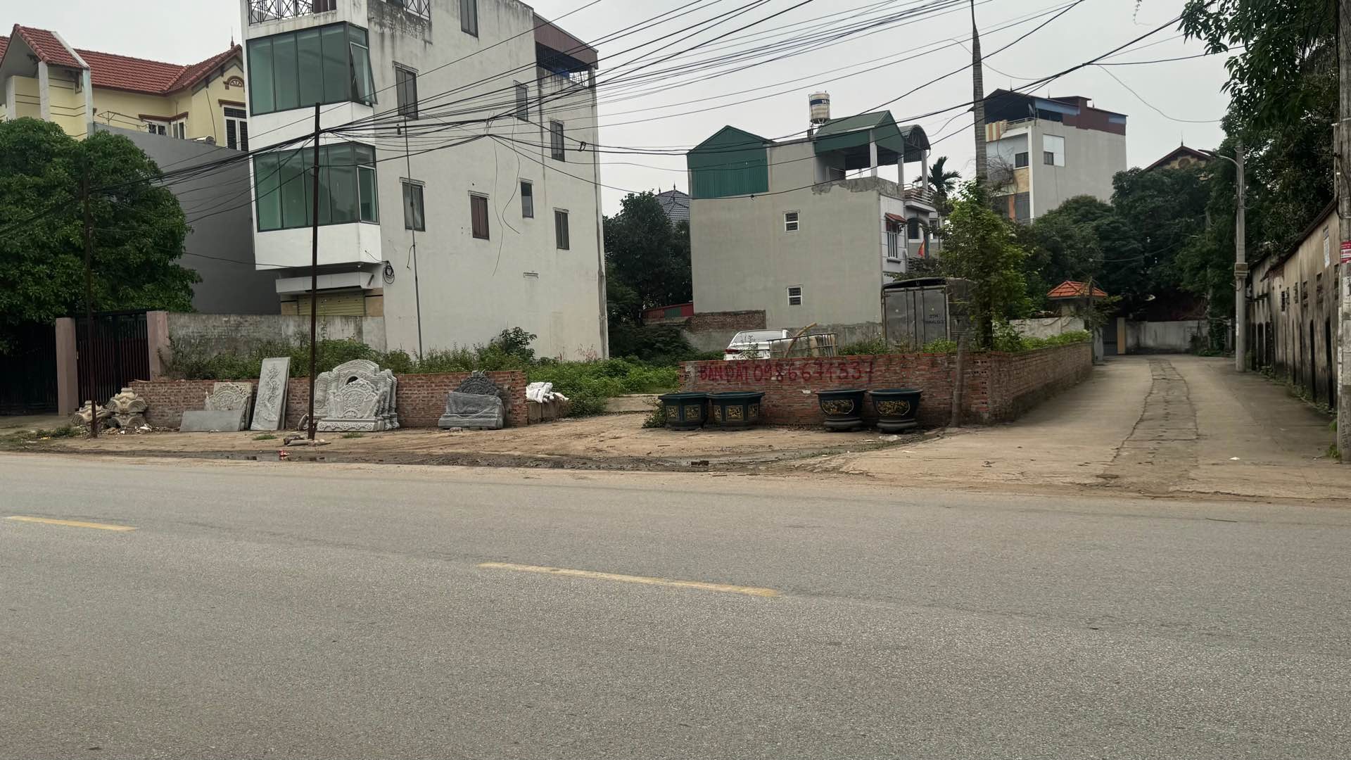 Bán đất lô góc mặt quốc lộ 23, diện tích 742.9 m2, pháp lý cơ sở, phù hợp kinh doanh