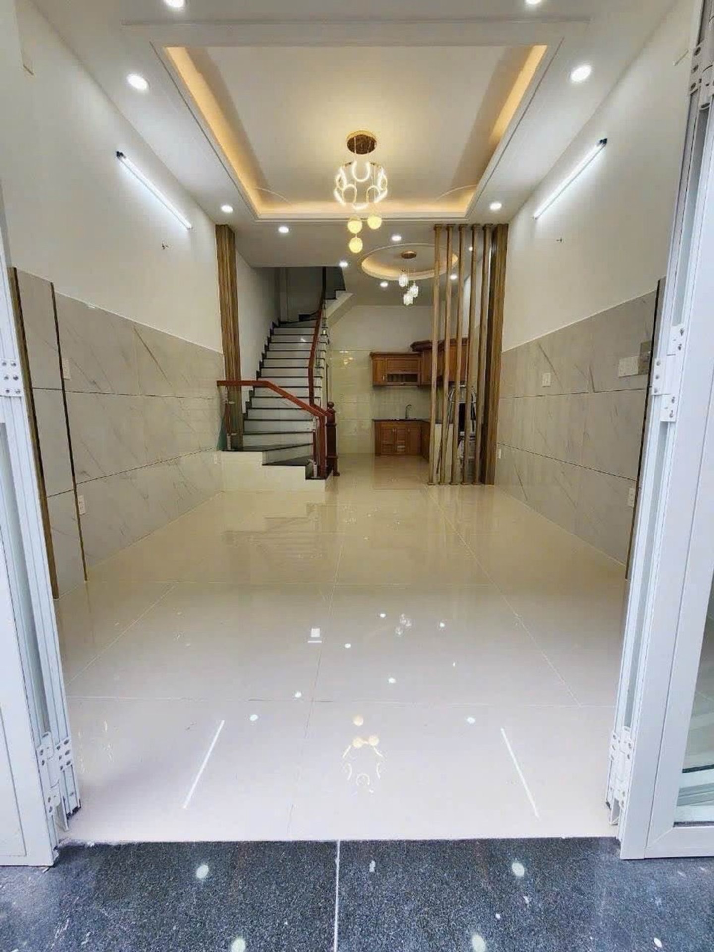 Nhà 4 Tầng Mới Xây Giá Tốt Hẻm Xe Tải Khu Bình Tân