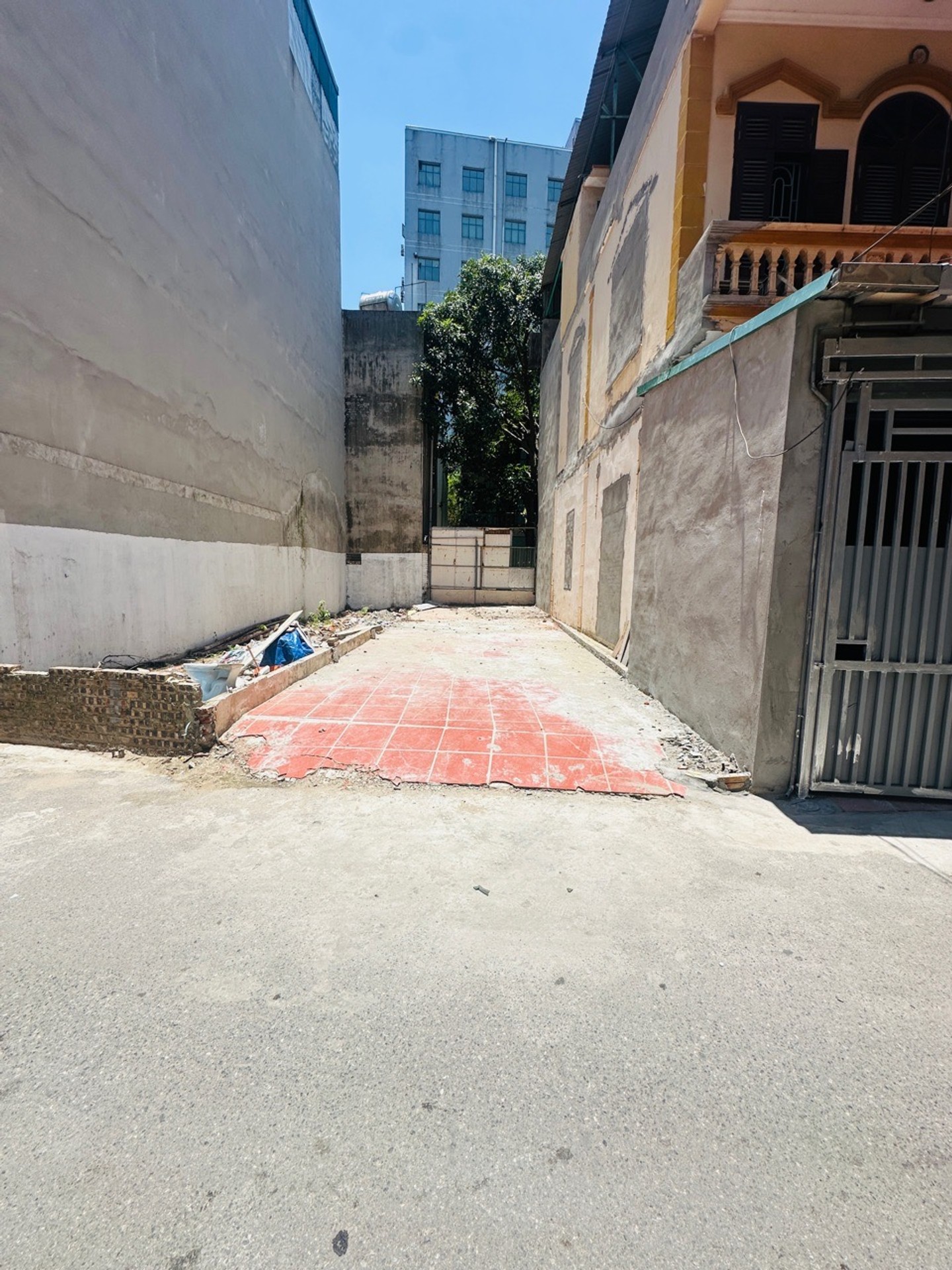 Bán đất 60.8m² khu trung tâm Sài Đồng, ô tô 7 chỗ vào được