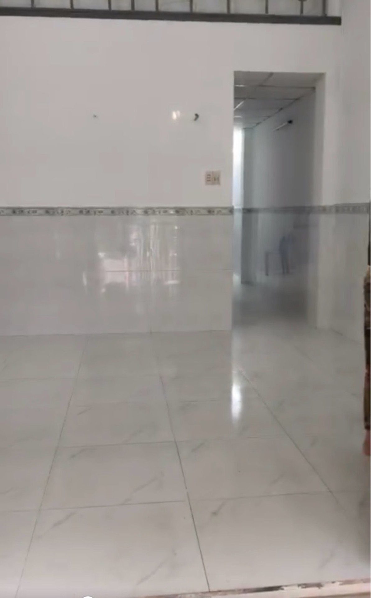 - NHÀ TRỐNG 52M2 (4x13) - 2 TẦNG - 3PN & WC - GIÁ 3,85 TỶ - THƯƠNG LƯỢNG CHÍNH CHỦ - ÔTÔ NGỦ NHÀ