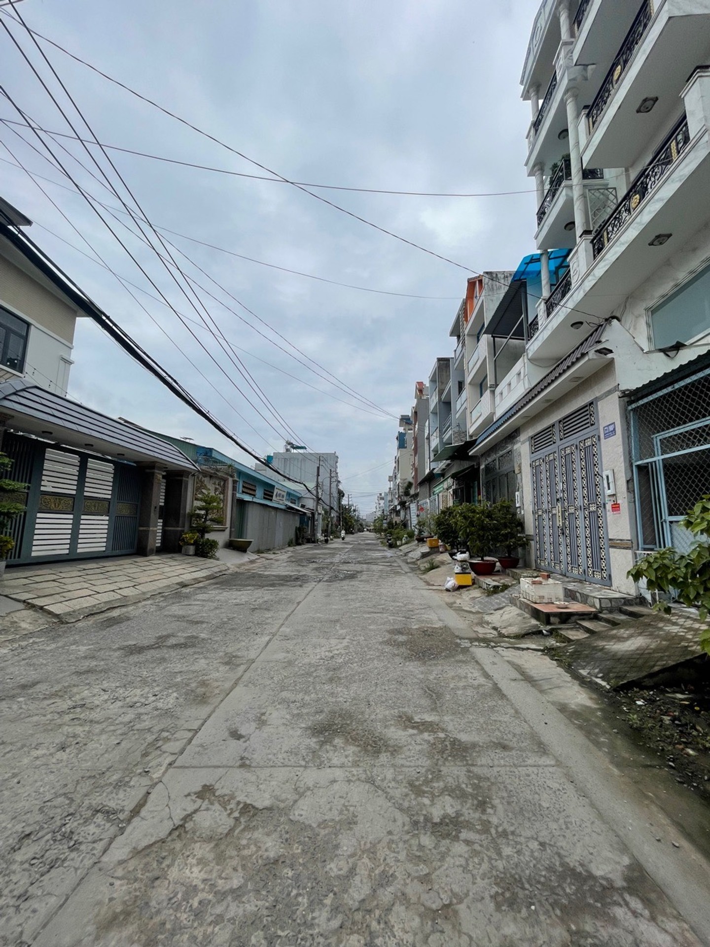 Bán nhà an dương vương, diện tích 67,7m2, mặt tiền 4m tại phường An Lạc, Bình Tân đường 12 xe tải