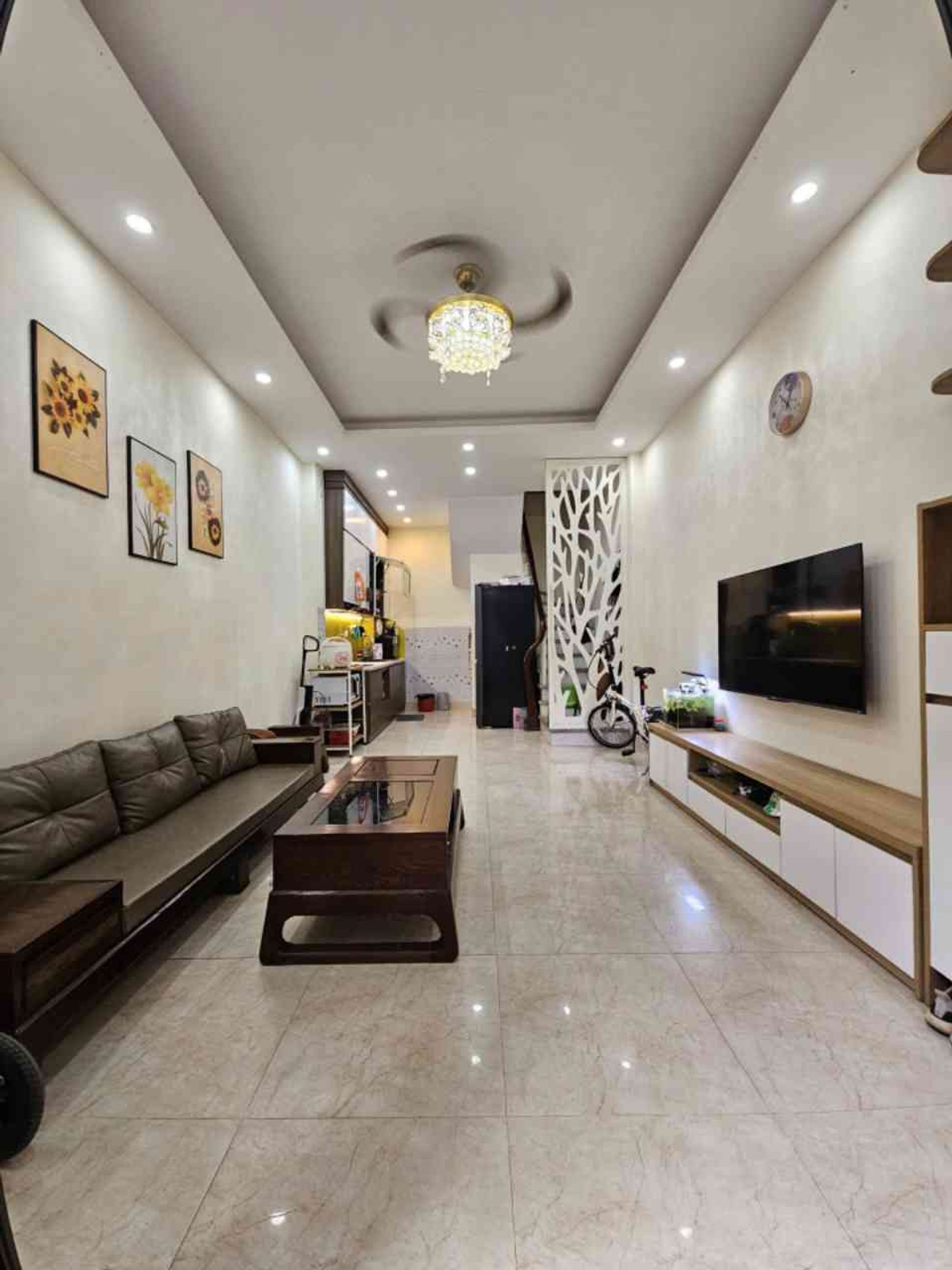 Nhà xinh ở ngay, ô tô gần kề ở Đan Khê