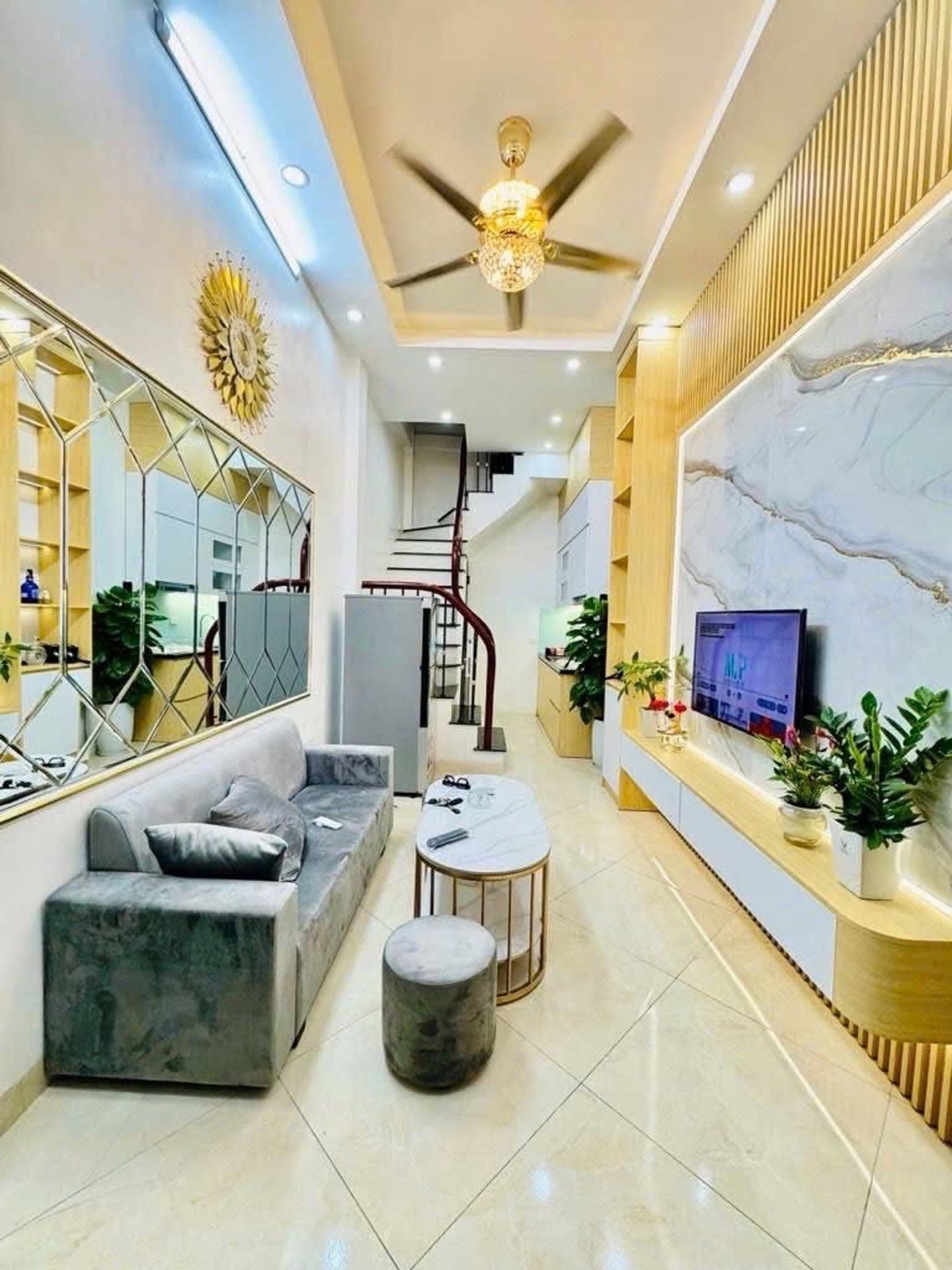 Nhà riêng 4 tầng trung tâm quận Hai Bà Trưng với thiết kế tiện nghi
