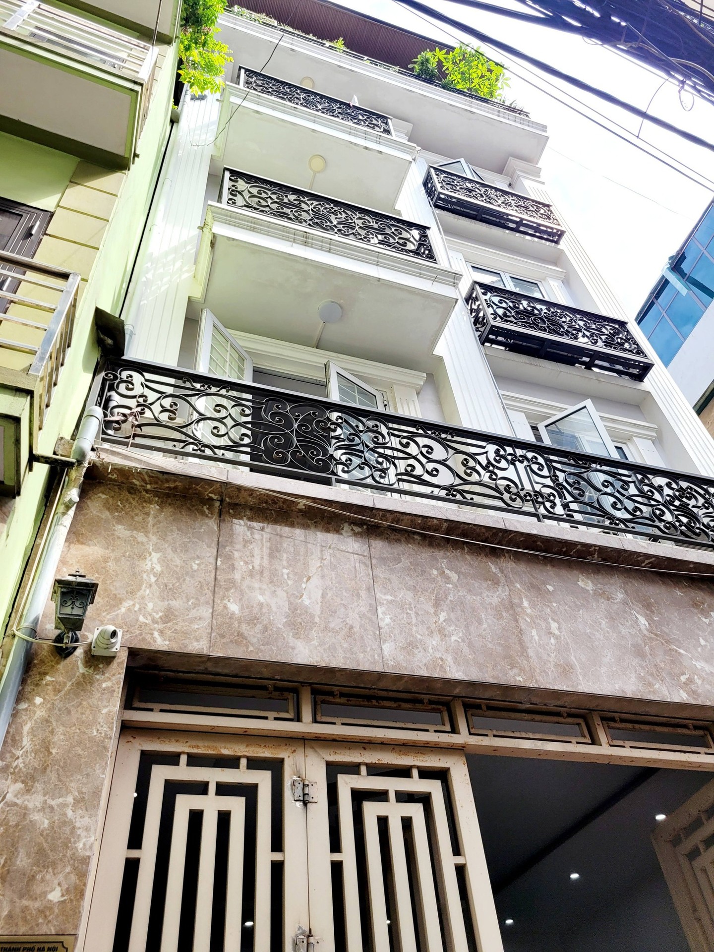 Bán nhà riêng Thịnh Liệt 161m² 5 tầng phù hợp làm tòa văn phòng