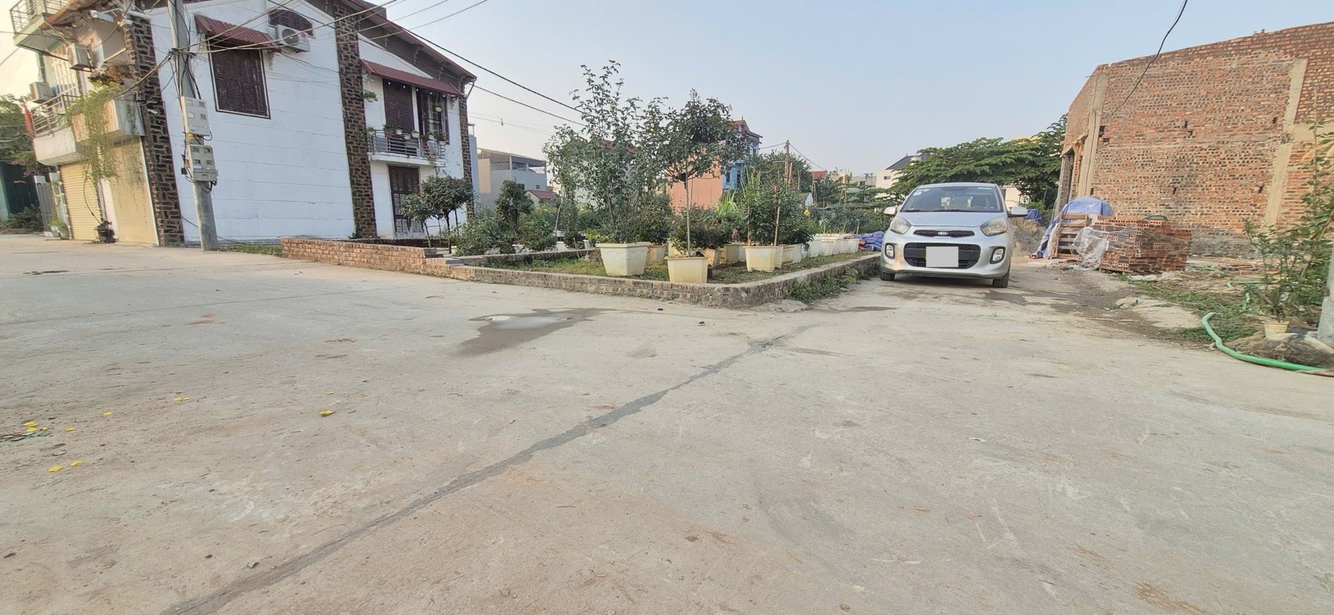 Bán đất 40m2 tại Thị trấn Quang Minh, Mê Linh, Hà Nội - Full thổ cư, ô tô đỗ cửa