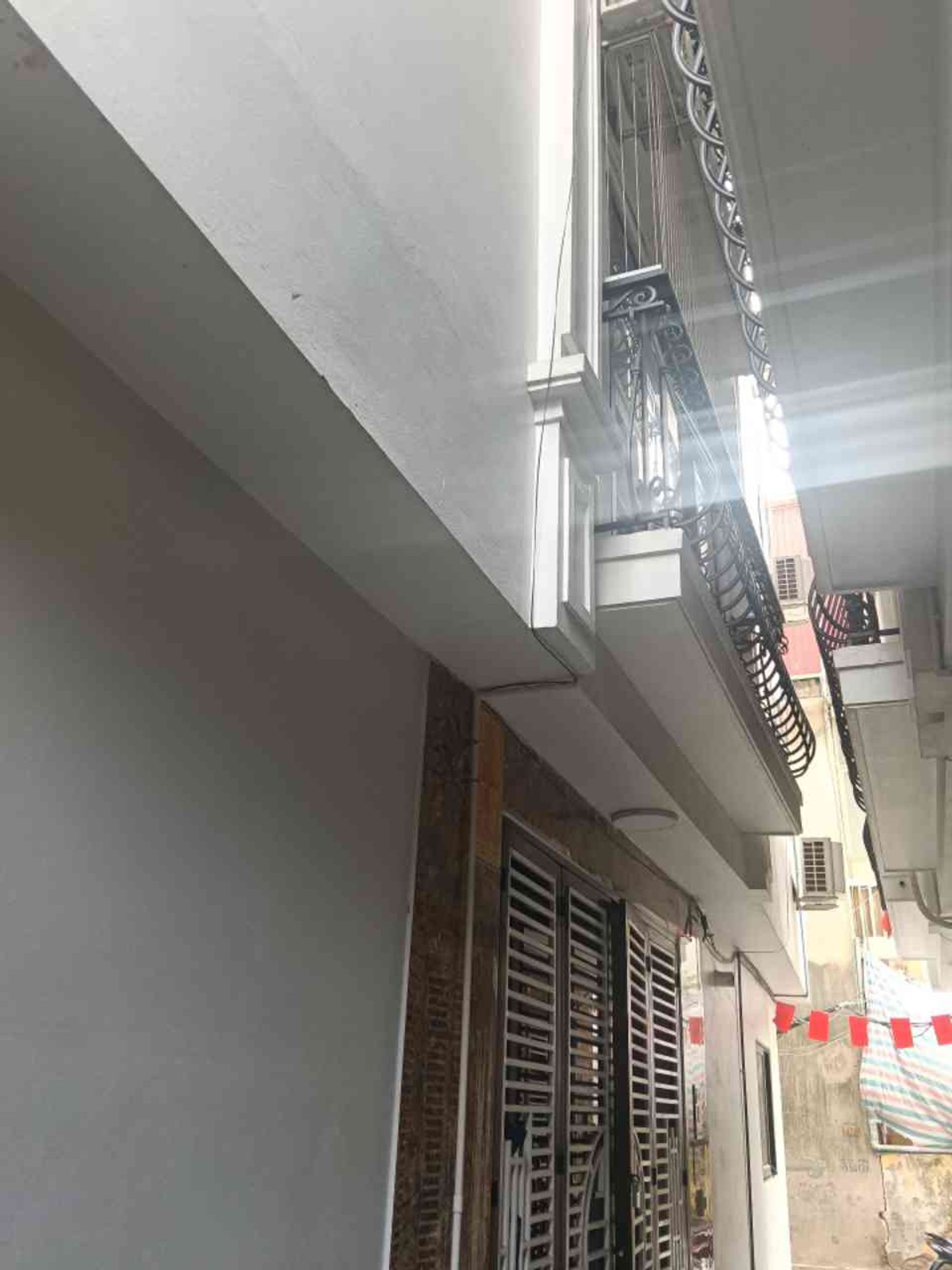 Bán nhà riêng 5 tầng trung tâm quận, gần trường đại học, diện tích 30.8m²