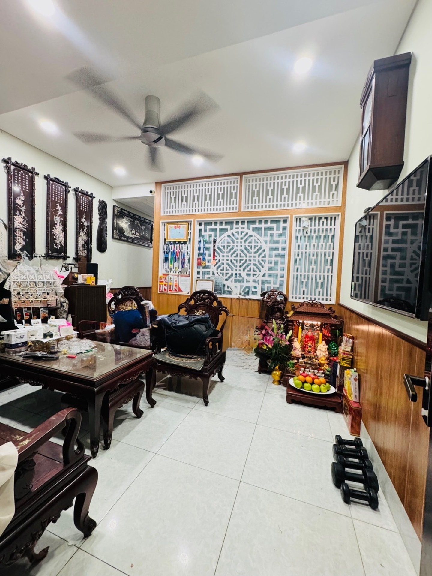 🏡SIÊU PHẨM NGUYỄN KIỆM PHÚ NHUẬN $ 4 .9 TỶ TL
👉DT:59.7 M( 3.9 ×16.65 )
| 3PN | 2WC | SÂN ĐỂ XE |