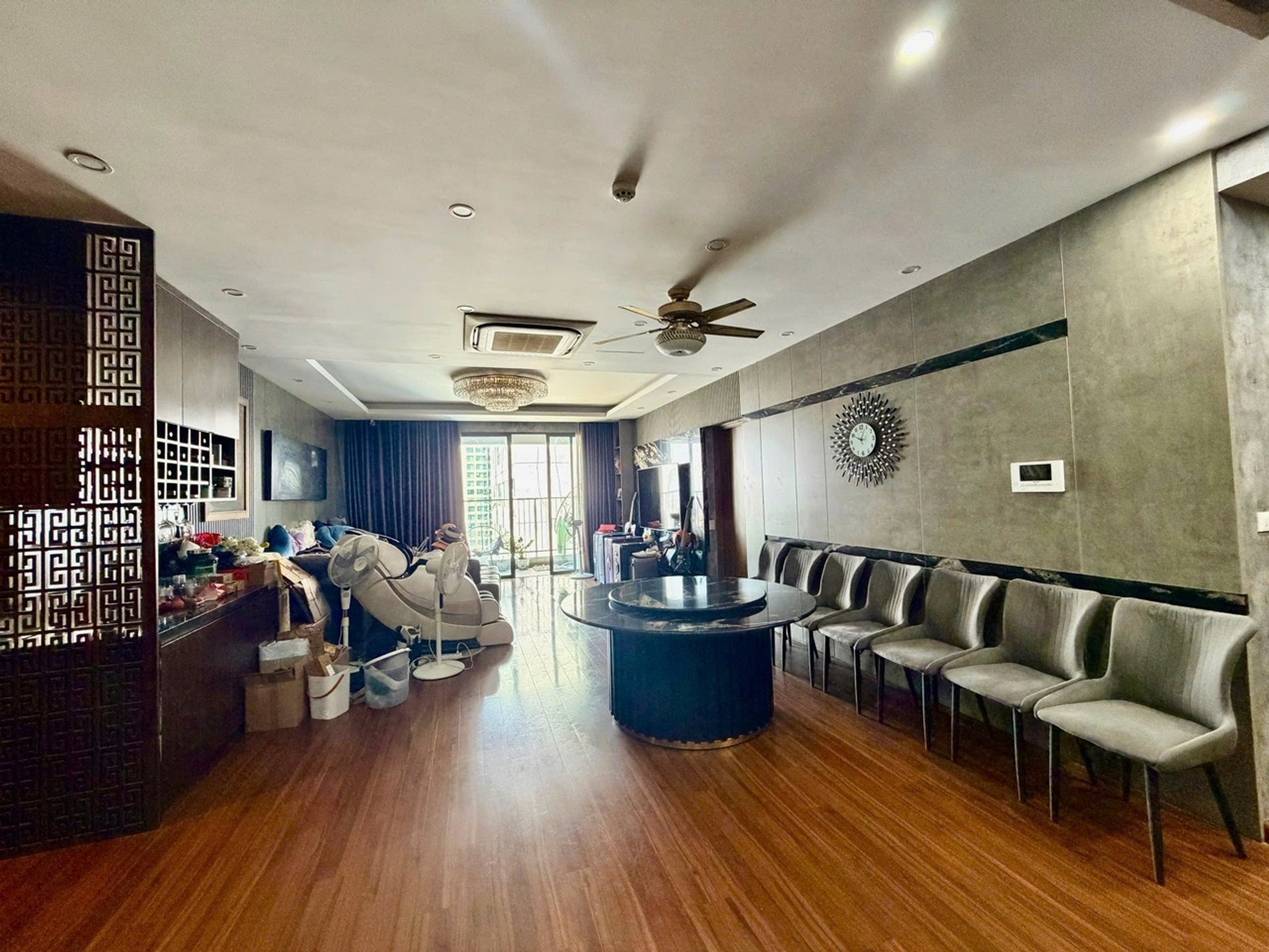 BÁN CĂN HỘ GÓC 3PN STELLAR GARDEN 35 LÊ VĂN THIÊM – 150M², CÓ SLOT Ô TÔ, GIÁ 13.5 TỶ