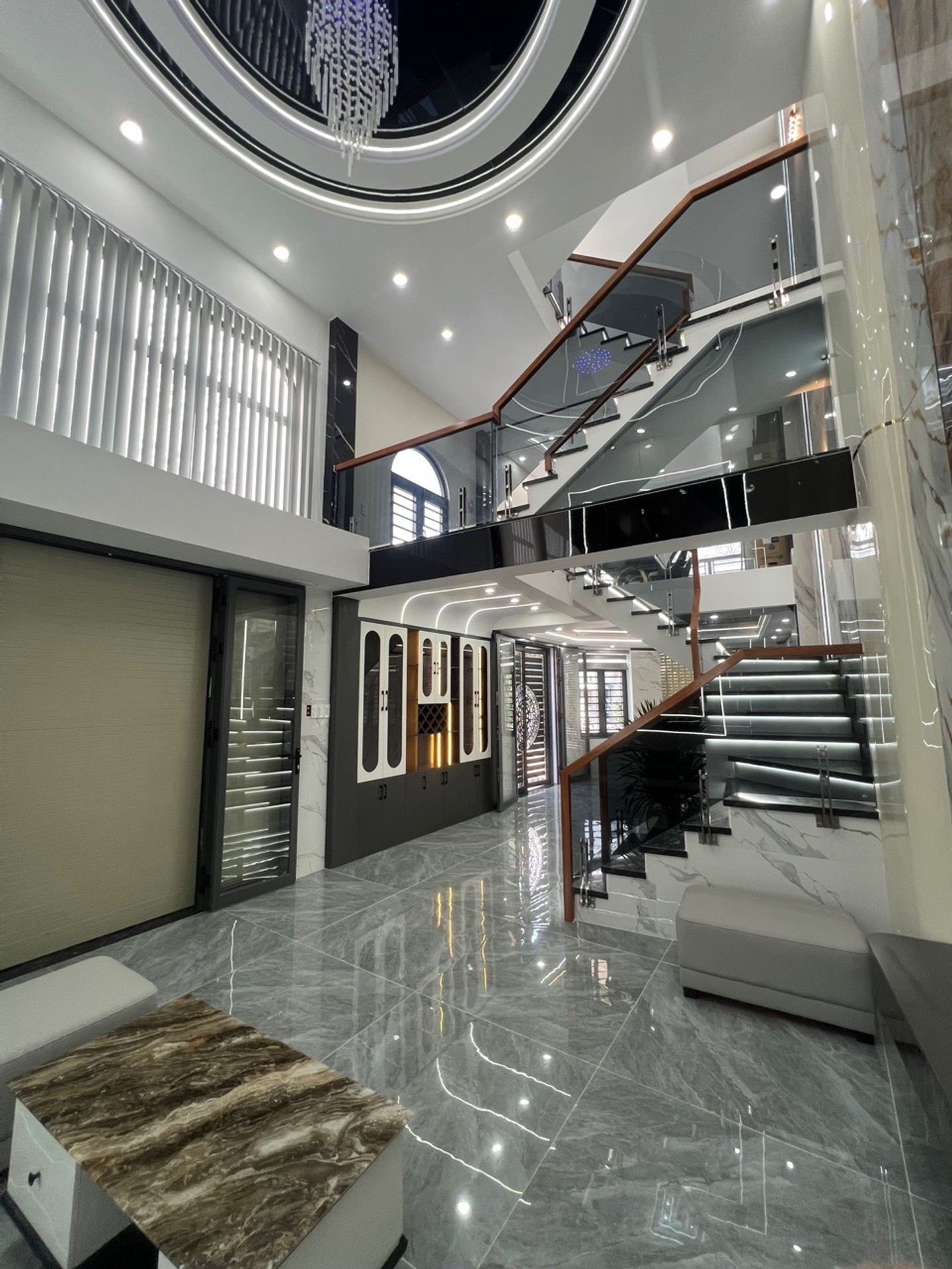 Bán nhà riêng 5 tầng tại Bình Tân, căn góc, diện tích 54m2, pháp lý đầy đủ
