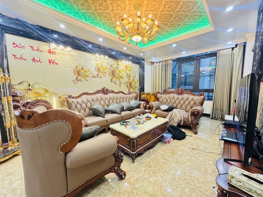 Bán nhà mặt phố Đồng Bát – thang máy, 7 tầng, kinh doanh tốt.