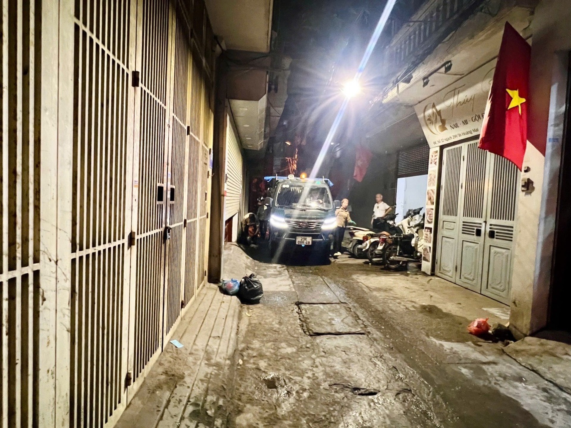 Nhà 5 tầng phân lô ôtô tránh, hai thoáng tại Hoàng Mai