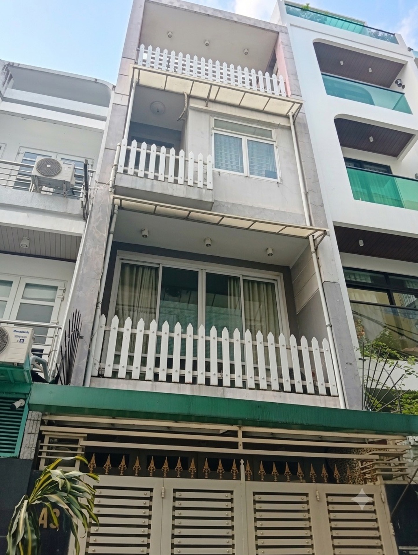 Bán nhà riêng 4 tầng diện tích 78m2 tại trung tâm Quận 10