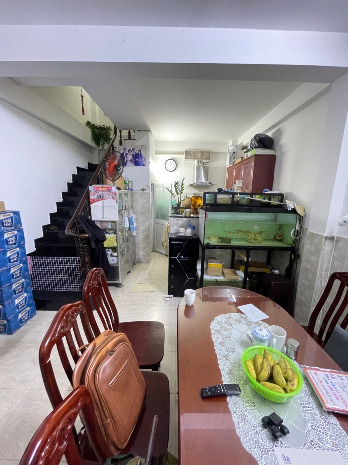 Nhà 4 tầng hẻm xe hơi ngay trung tâm, giá tốt không thể bỏ lỡ