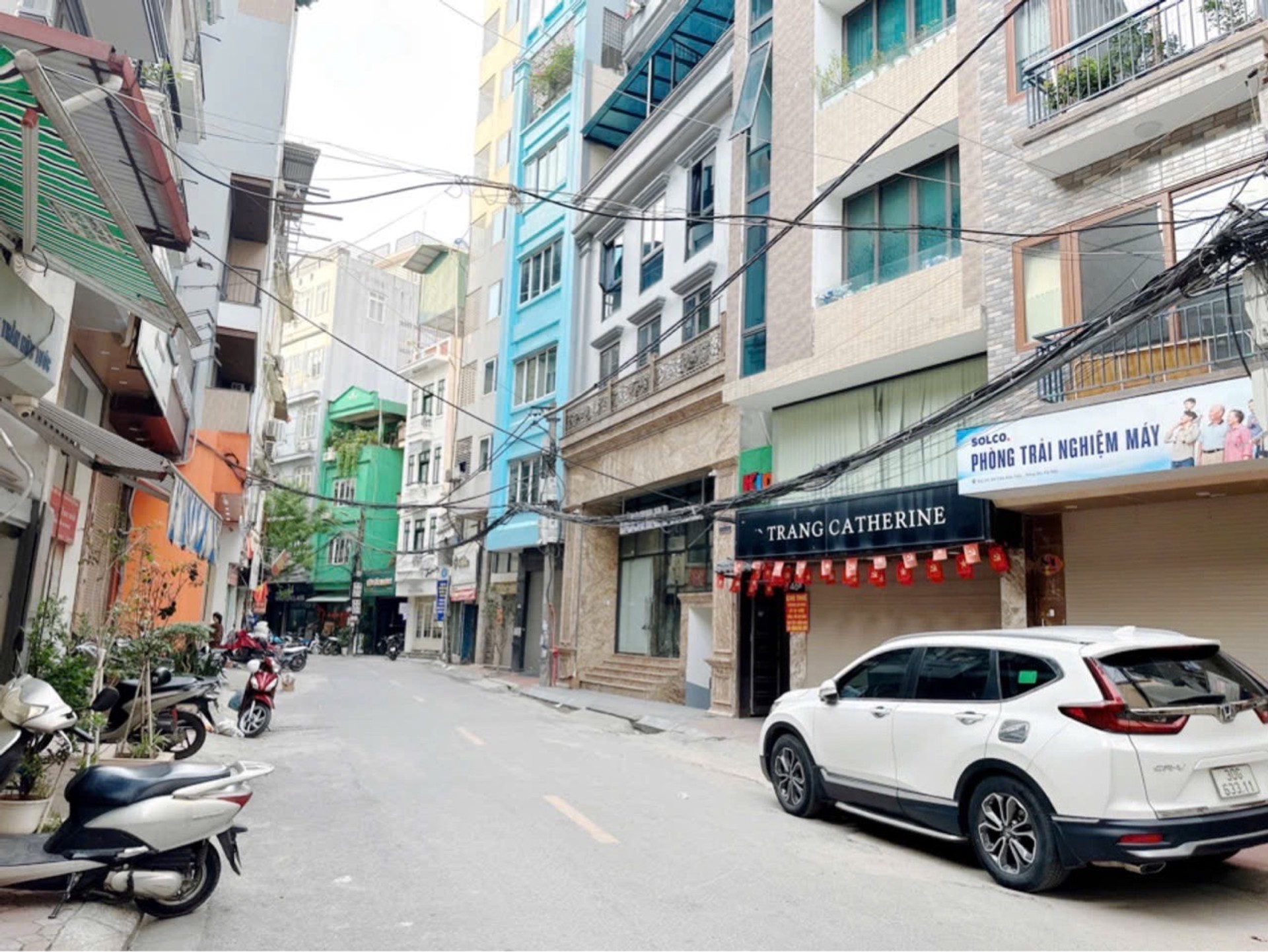 Bán nhà mặt phố hai mặt tiền tại quận Đống Đa, diện tích 147.6m2, giá 62 tỷ VNĐ
