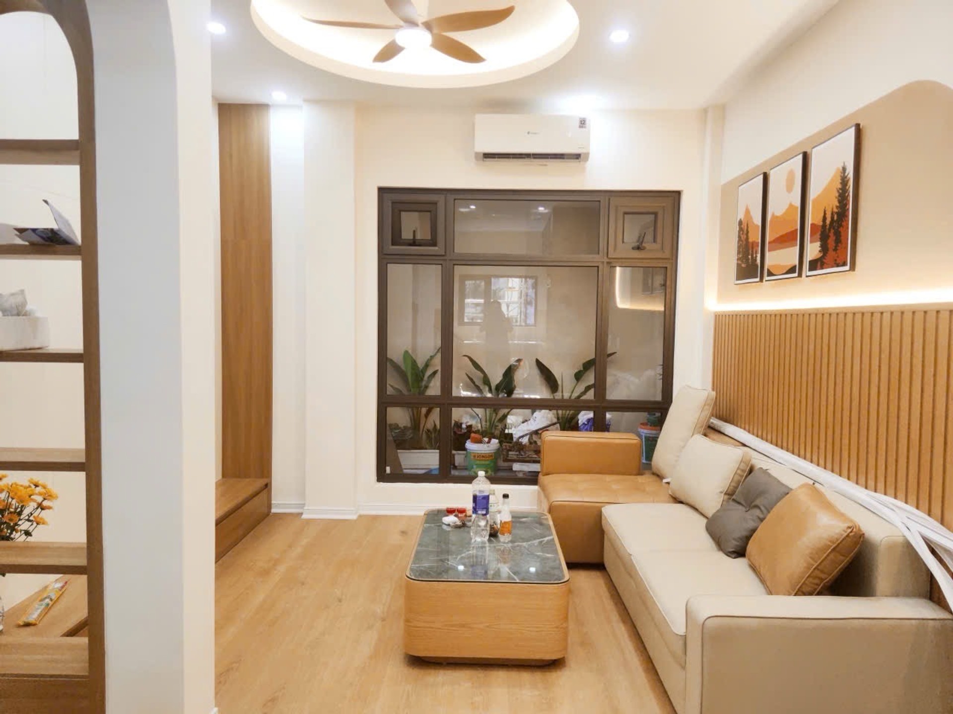 Siêu phẩm nhà riêng Kim Mã giá hợp lý, gần phố ô tô, trung tâm Ba Đình