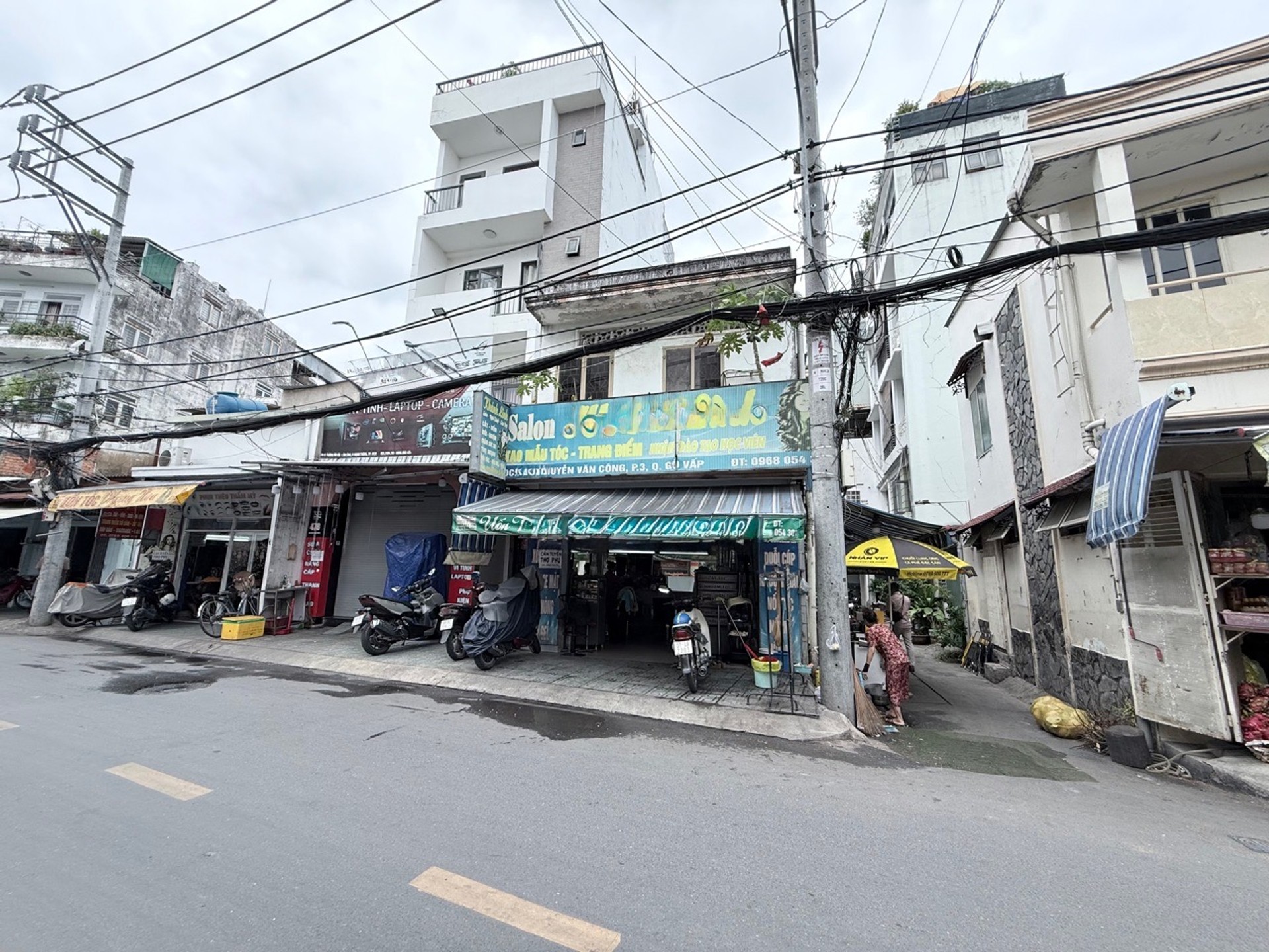 Bán nhà mặt phố Nguyễn Văn Công, diện tích 68m2, vị trí kinh doanh sầm uất
