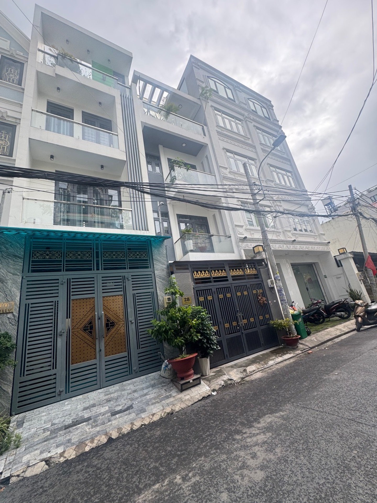 Bán nhà mặt phố Bình Tân 4 tầng diện tích 55m2 giá 7.4 tỷ