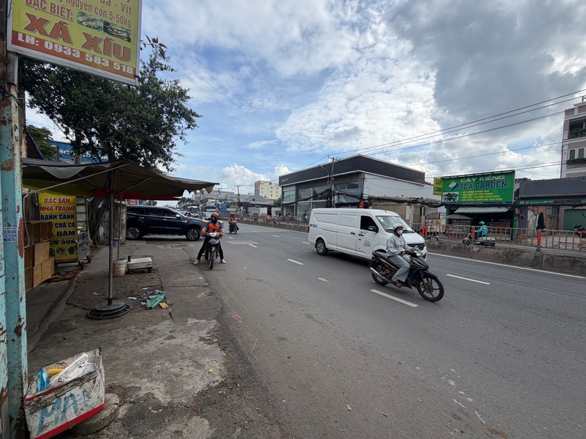 Mặt phố rộng rãi, vị trí trung tâm đón đầu phát triển