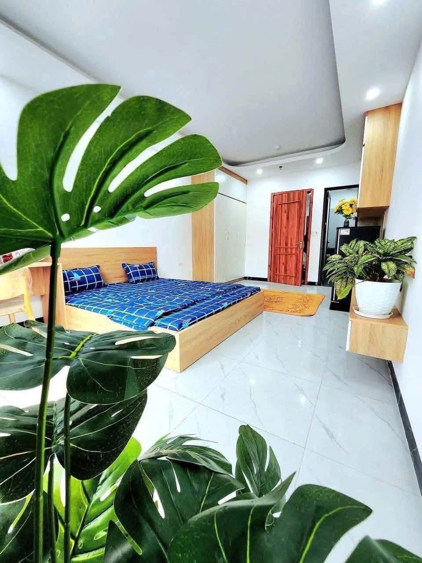 Bán nhà riêng 7 tầng lô góc tại quận Giáp Nhị, diện tích 65 m2, thang máy nhập khẩu