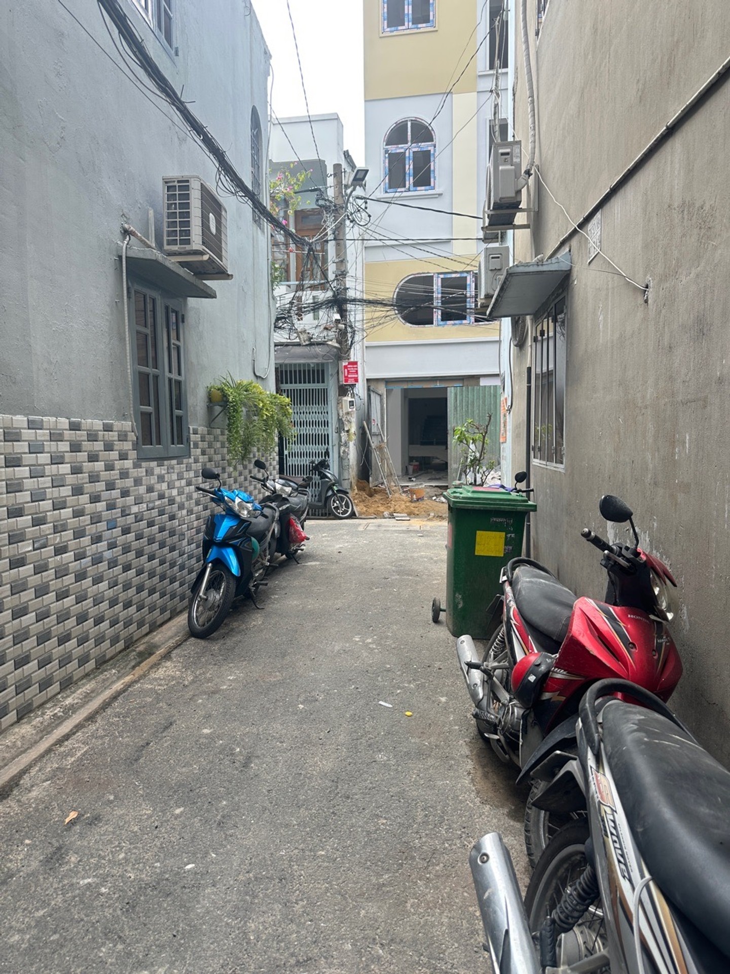 Nhà Bùi Quang Là, 33m2, hẻm xe hơi