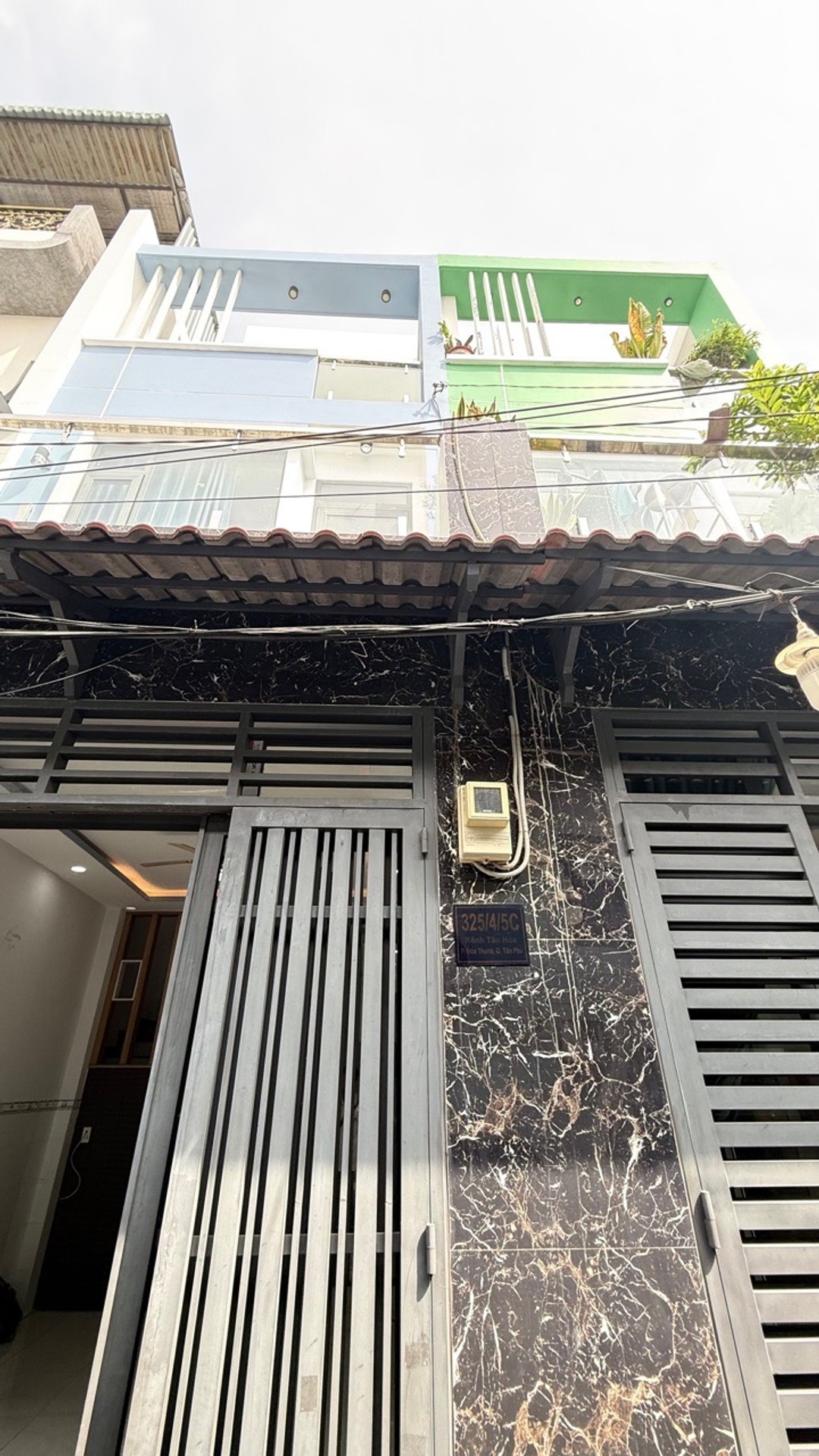 Bán nhà 3 tầng 3 phòng ngủ tại phường Tân Phú, giá 5.9 tỷ