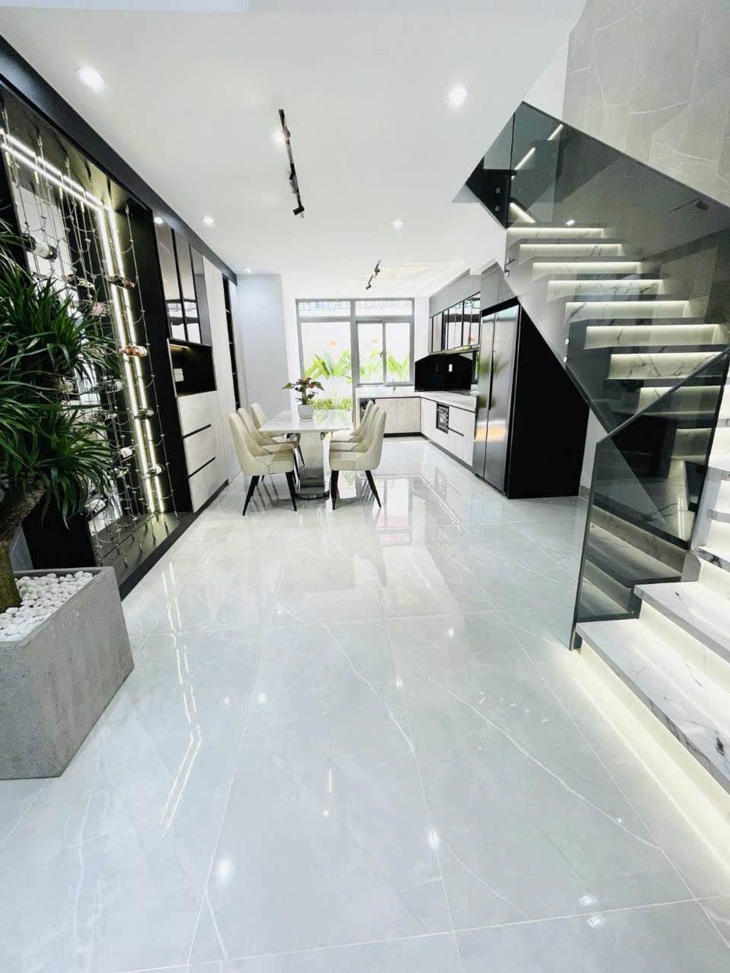 Bán nhà riêng 3 tầng 72m2 tại xã Võ Thị Nhờ giá 7.5 tỷ