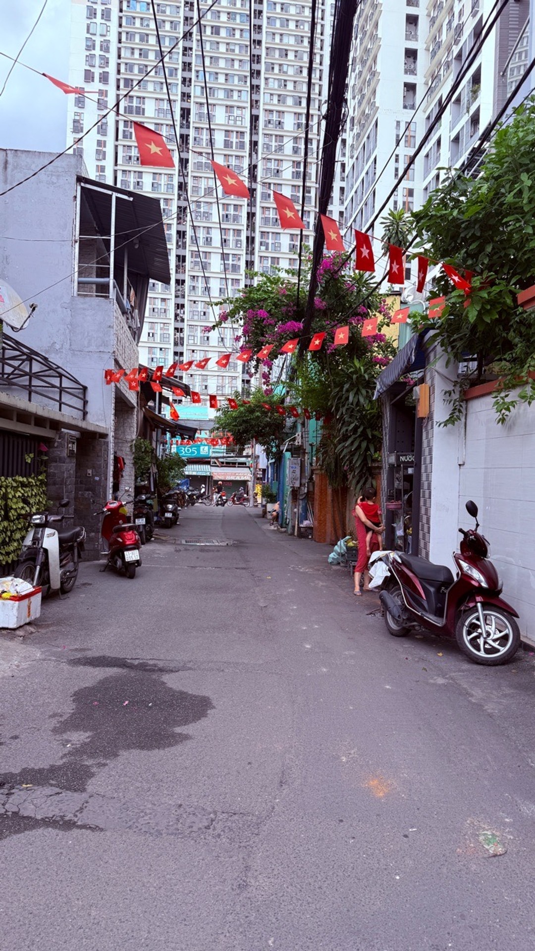 Bán nhà mặt phố 232m2 mặt tiền rộng tại quận 2 - LH: 0918604219 C.Loan