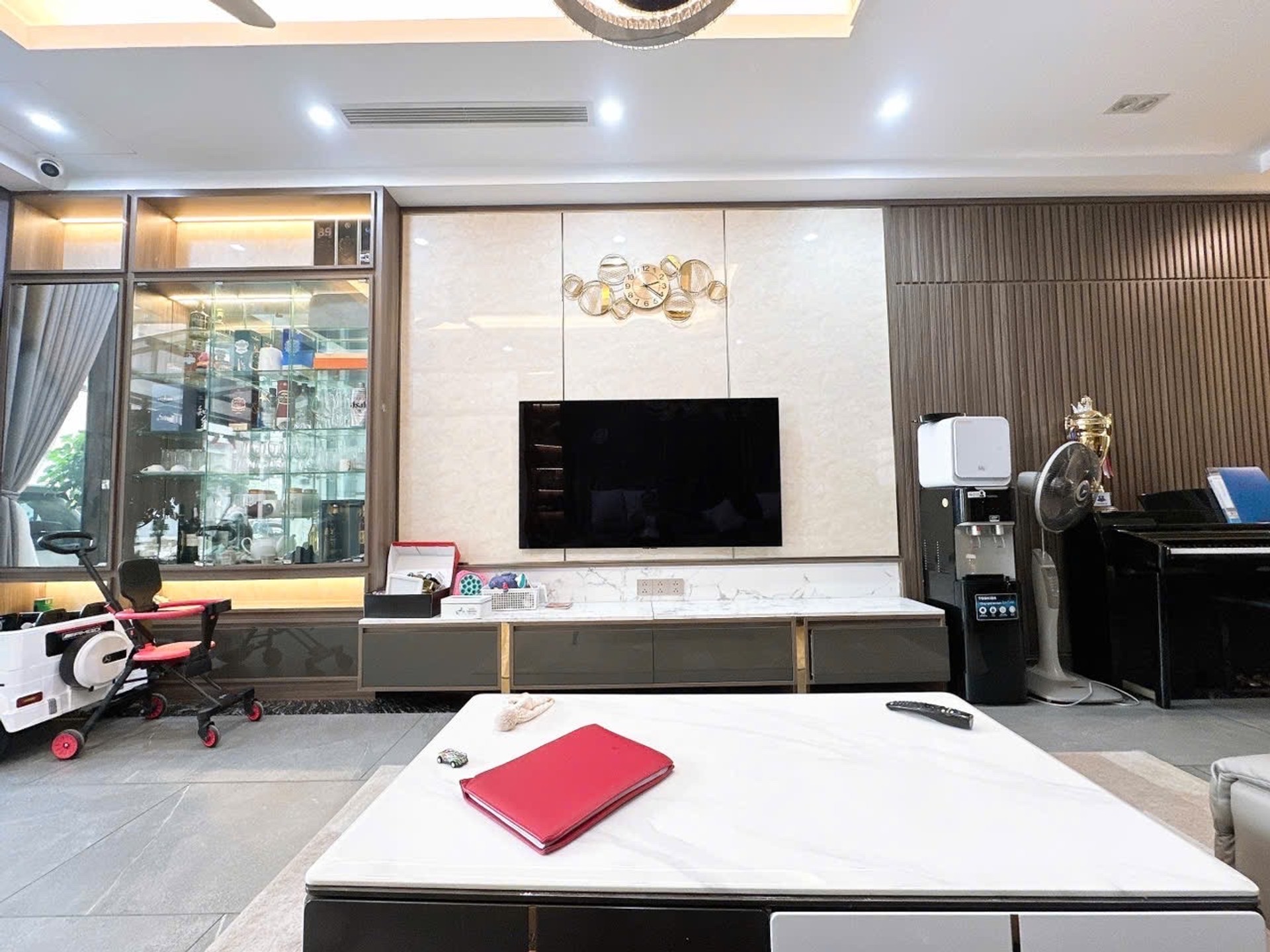 Bán biệt thự liền kề phân lô Hoàng Mai - diện tích 98,2m2, 4 tầng, thang máy