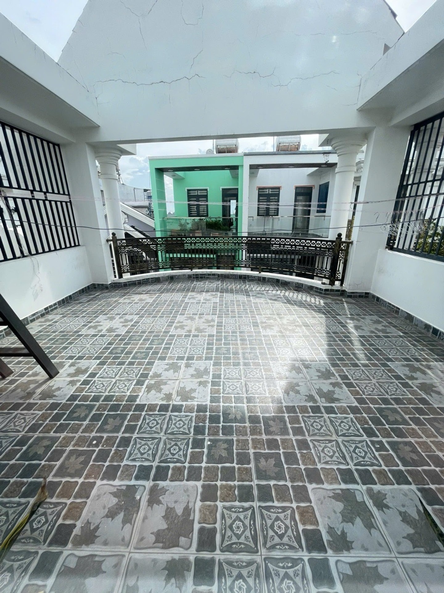 Nhà 4 tầng 50m2, 4 phòng ngủ tại Bình Tân giá 5,55 tỷ