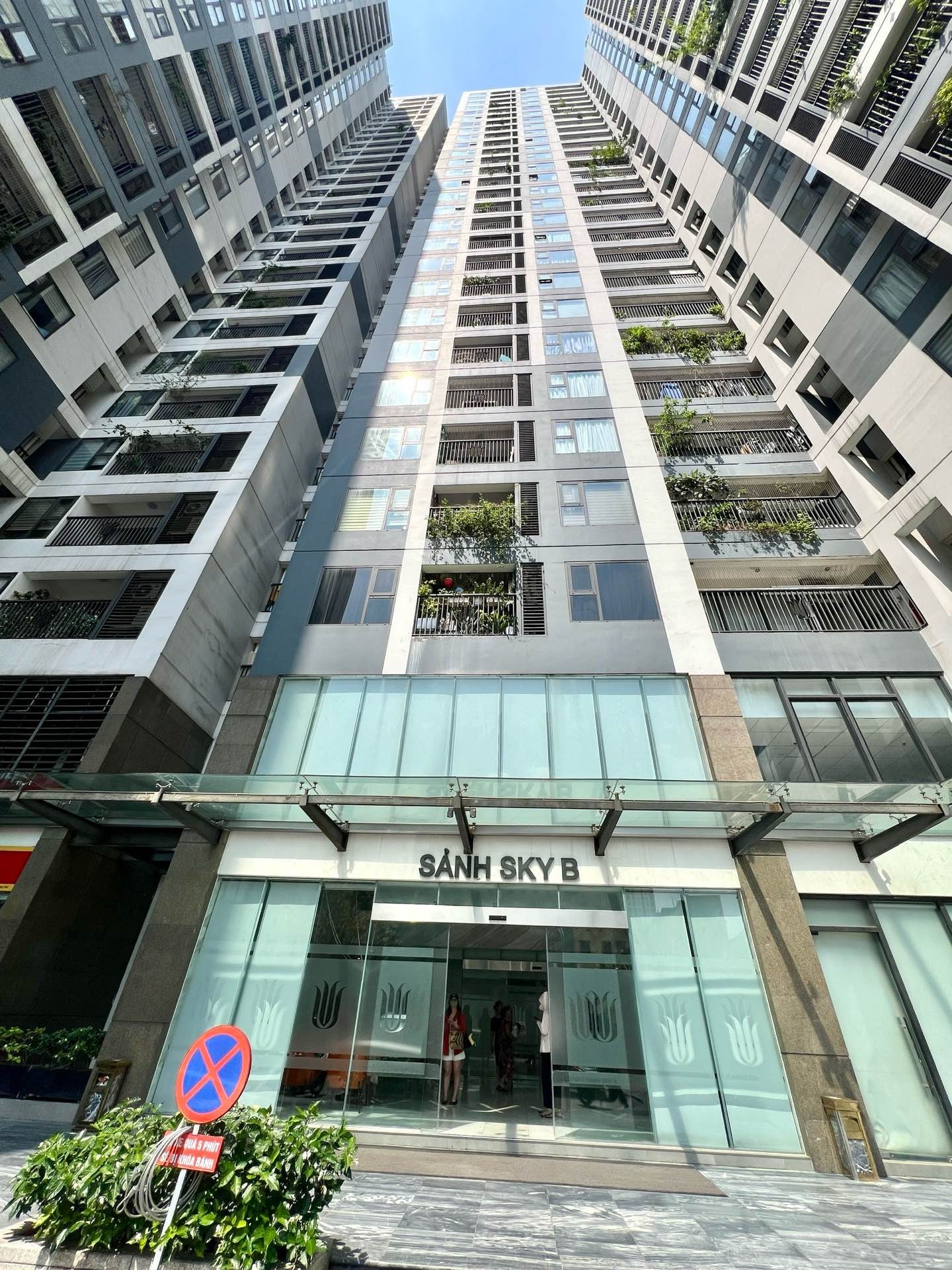 Bán gấp căn hộ Imperia Sky Garden 423 Minh Khai