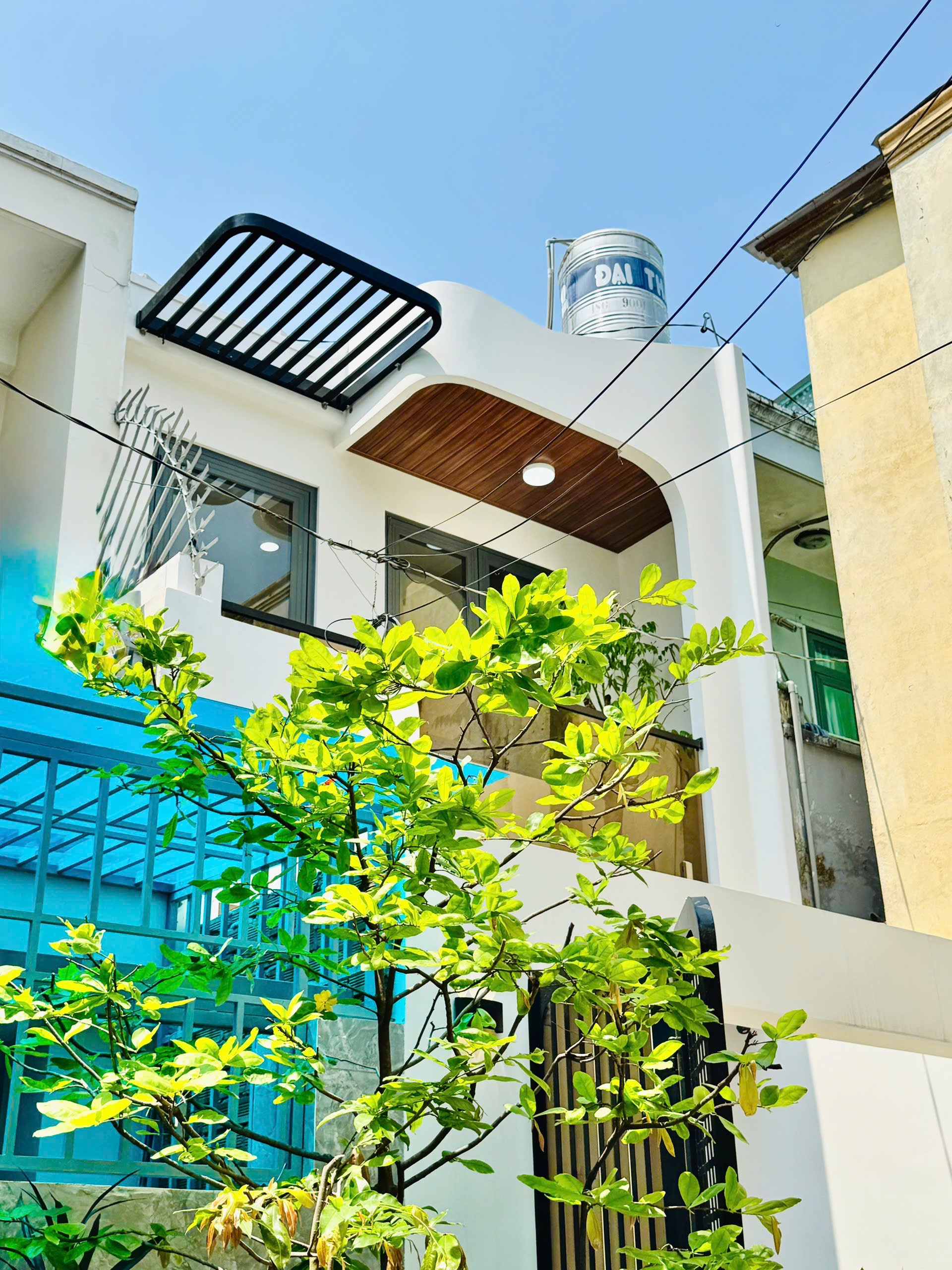 GIẢM MẠNH BÁN NHANH SỔ 50M2 - HÀNG THƠM TRUNG TÂM GẦN NGÃ 6 GÒ VẤP
