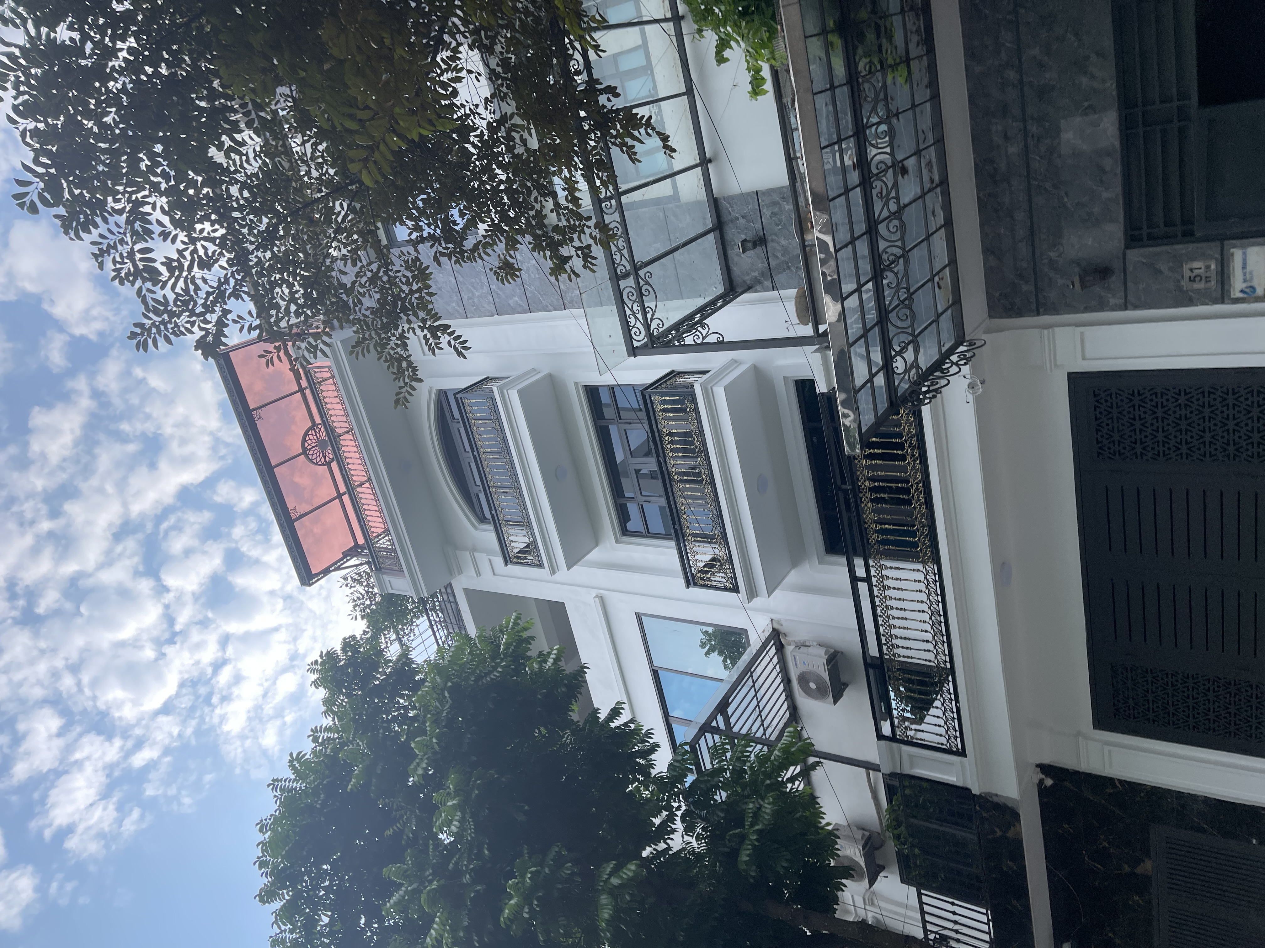 SIÊU PHẨM LIỀN KỀ VĂN PHÚ – 90M² – 5 TẦNG THANG MÁY – FULL TRƯỚC SAU – SÂN VƯỜN TẦNG 5 . 19xti