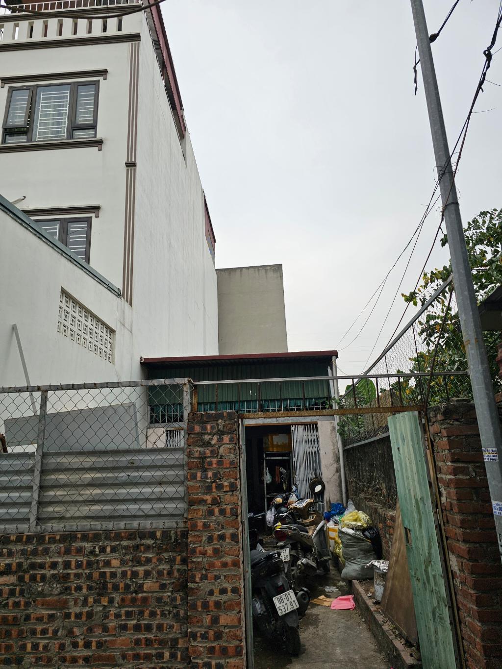 Bán nhà riêng quận Hoàng Mai gần phố, diện tích 88m², 1 tầng, pháp lý rõ ràng