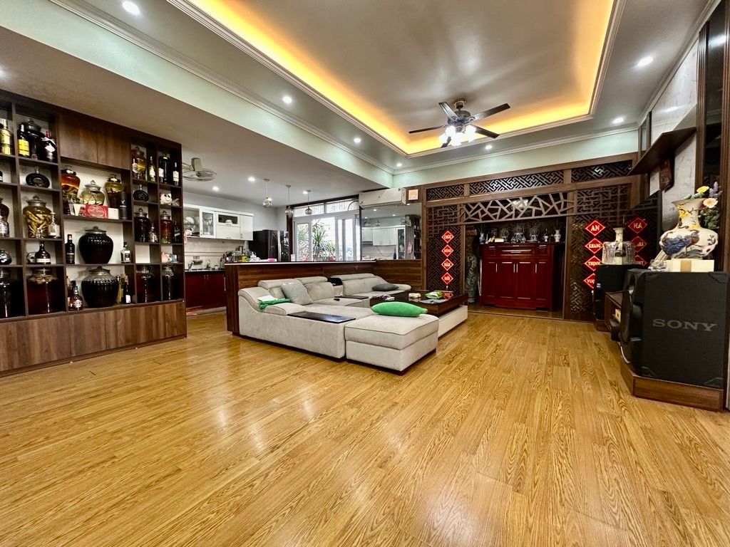 Căn hộ lô góc sáng bừng nhịp sống, chung Cư Nguyễn Đức Cảnh Quận Hoàng Mai