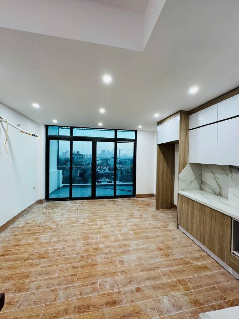 Bán nhà 7 tầng thang máy khu An Dương Vương, gần Ciputra