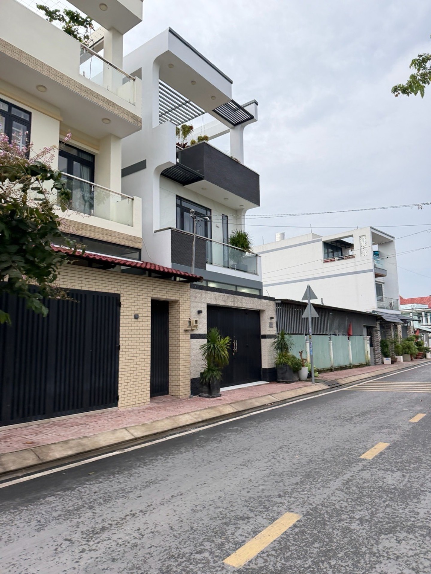 💥 GIẢM CÒN 4,15 TỶ – ĐẤT NGANG 9M HIẾM TẠI TÂN XUÂN 🔥