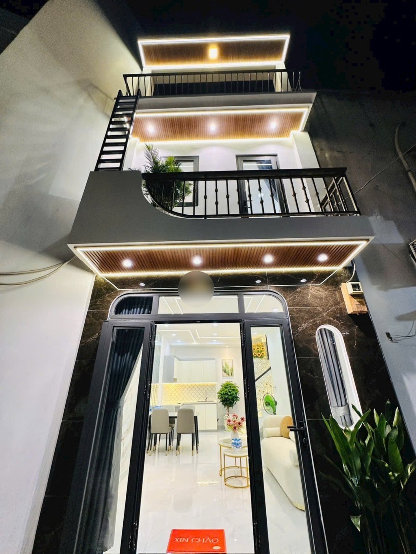 Bán nhà riêng 3 tầng diện tích 25m2 hướng Đông tại quận trung tâm