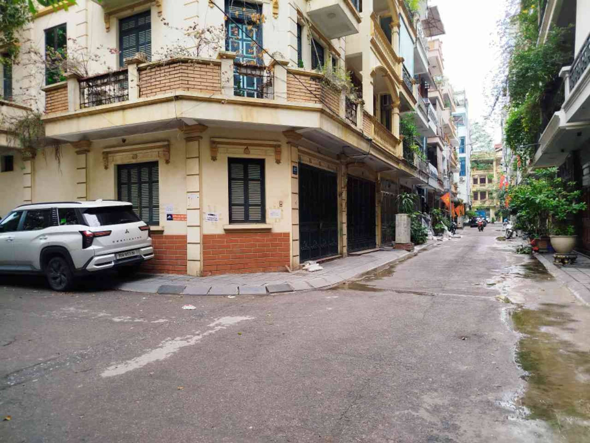 Bán nhà riêng 5 tầng khu đô thị Định Công, diện tích 76m², pháp lý cơ sở, ô tô tránh, kinh doanh t