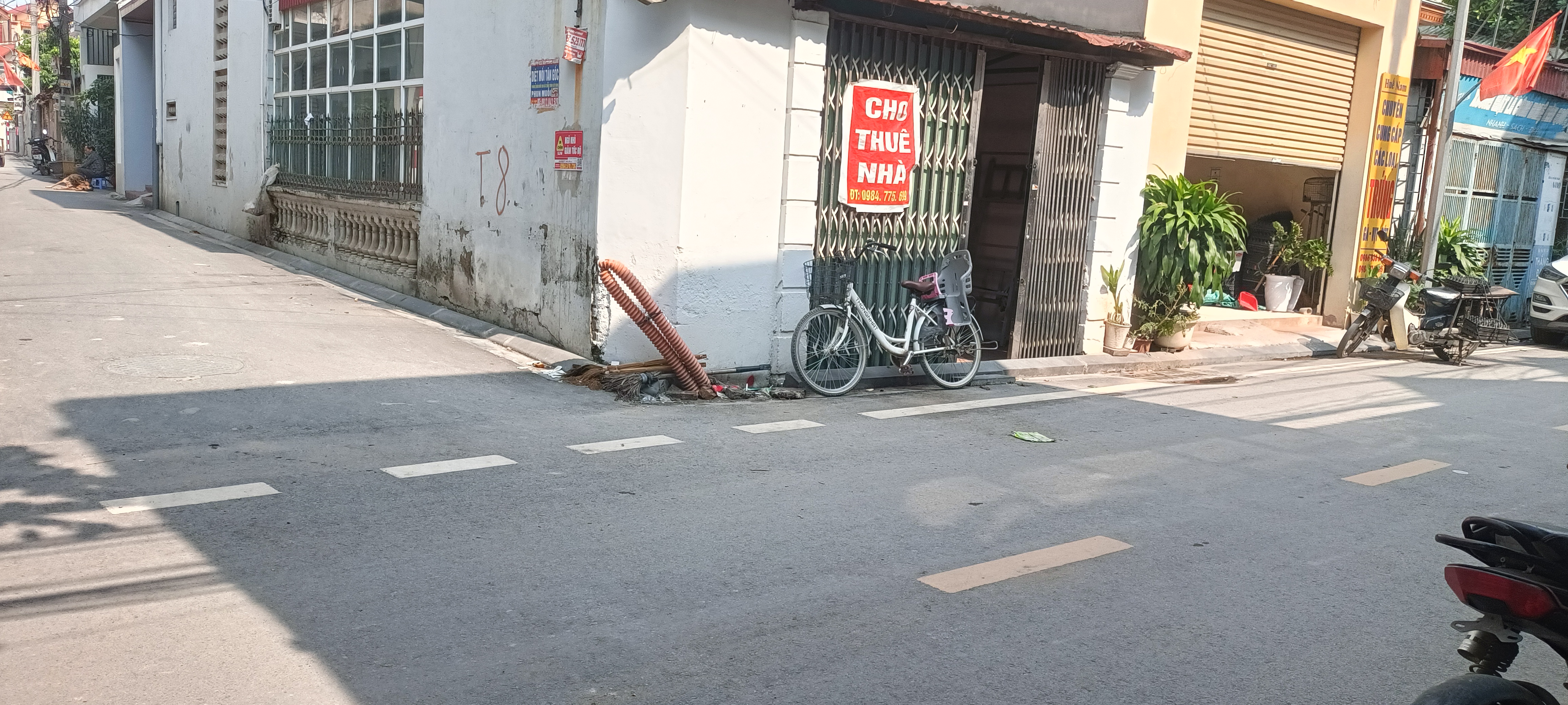 - Lô góc 2 mặt tiền đường trục chính ôtô tránh thôn mạch lũng đại mạch Đông anh hà nội
- Dt 78m2,