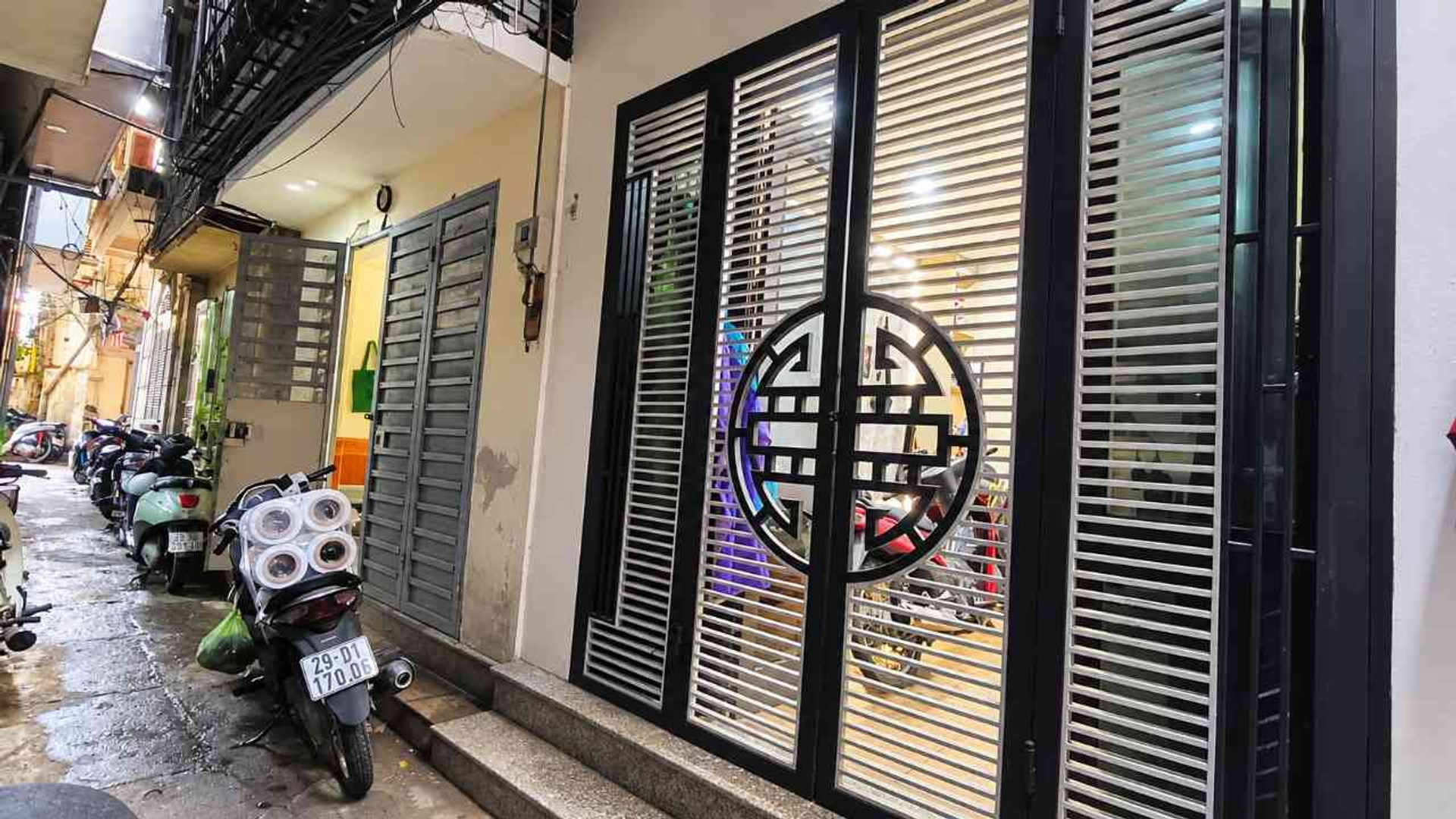 Nhà Hiện Đại Trung Tâm Quận Hoàng Mai - Tiện Ích Đầy Đủ - 0866863387