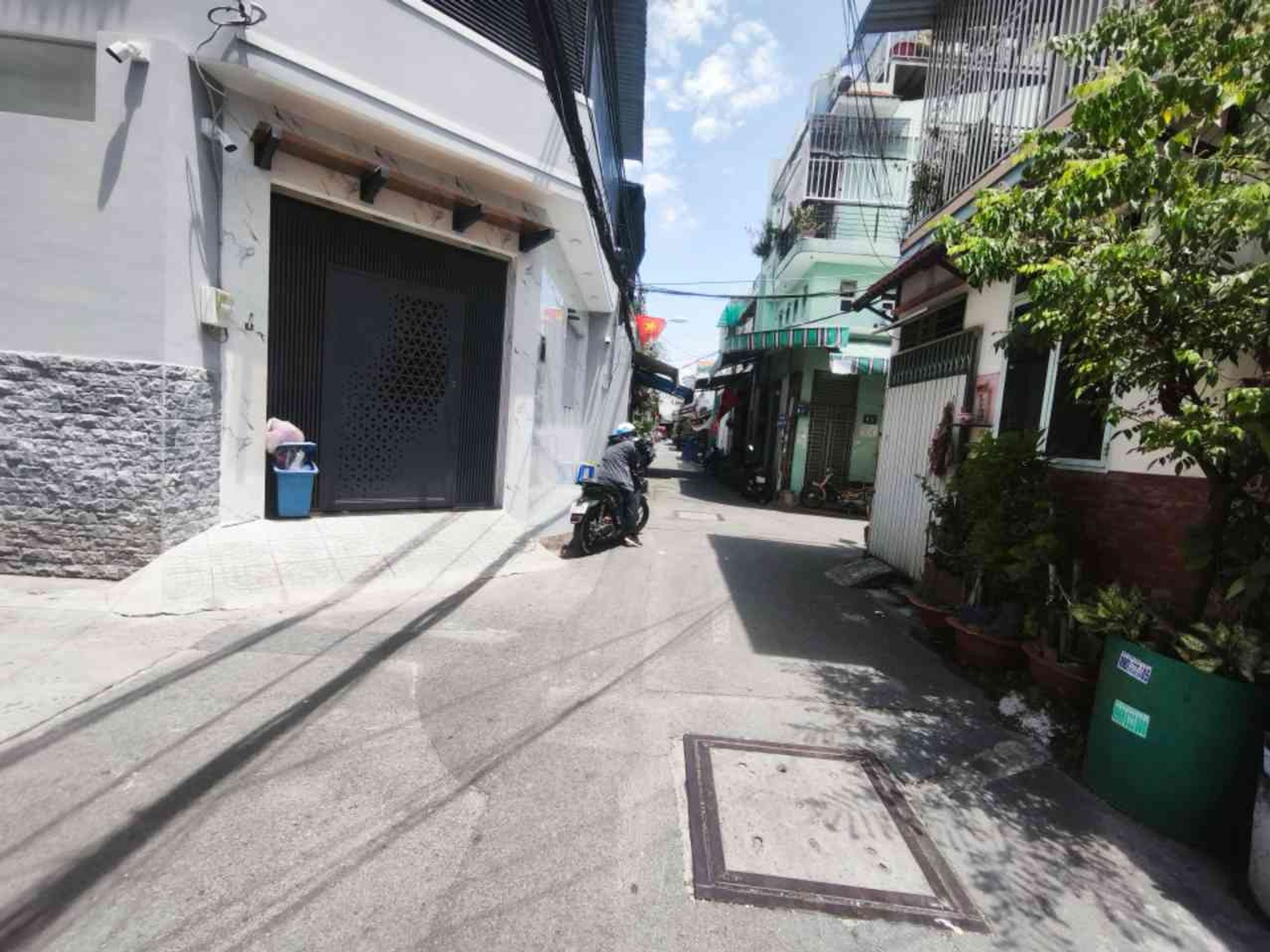 GAP- Bán nhà Mặt tiền 2 tầng khu Mã Lò 110m2