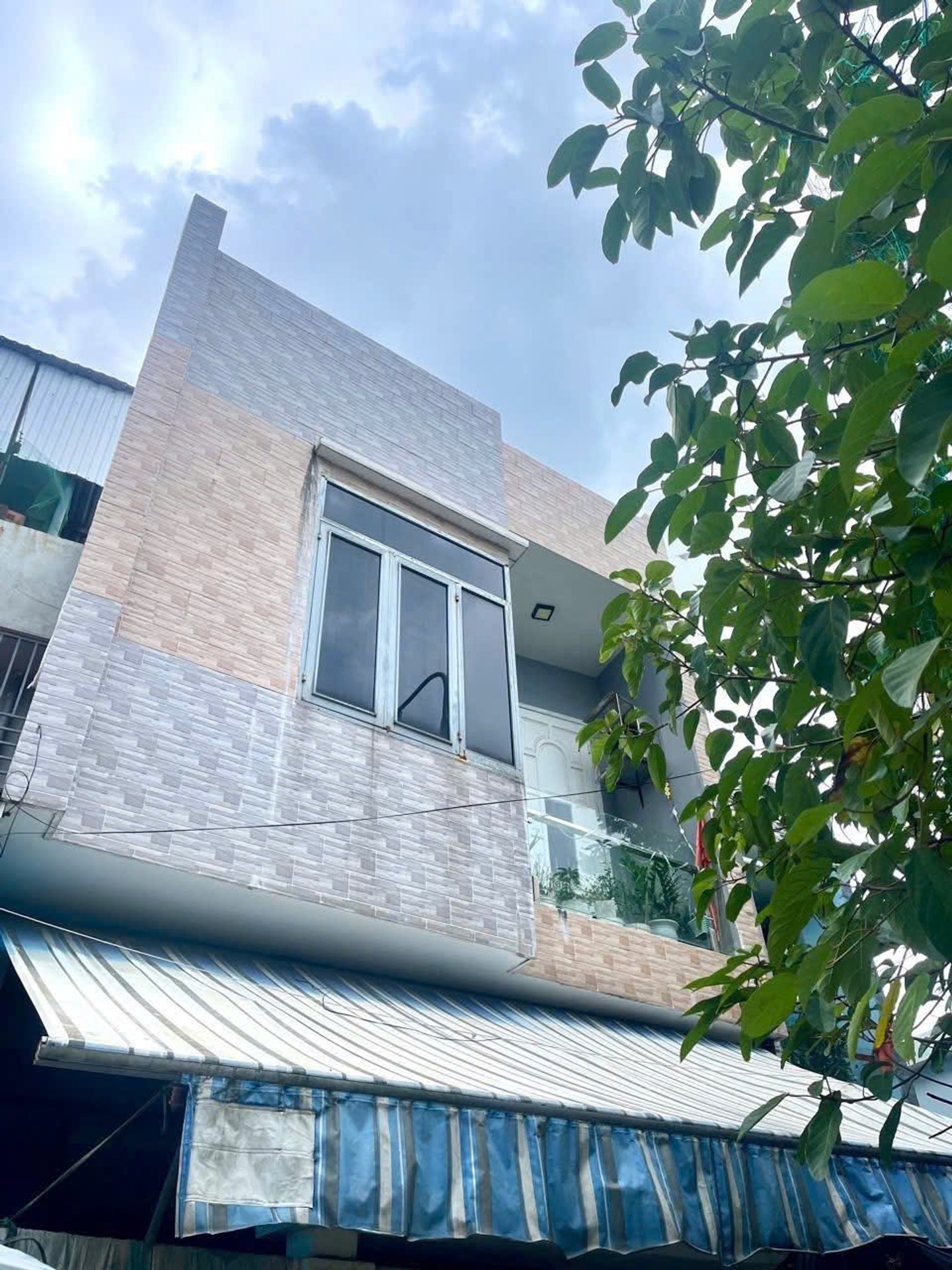 Bán nhà mặt phố Lê Tấn Trung, Sơn Trà, diện tích 72,7m², giá 9,98 tỷ
