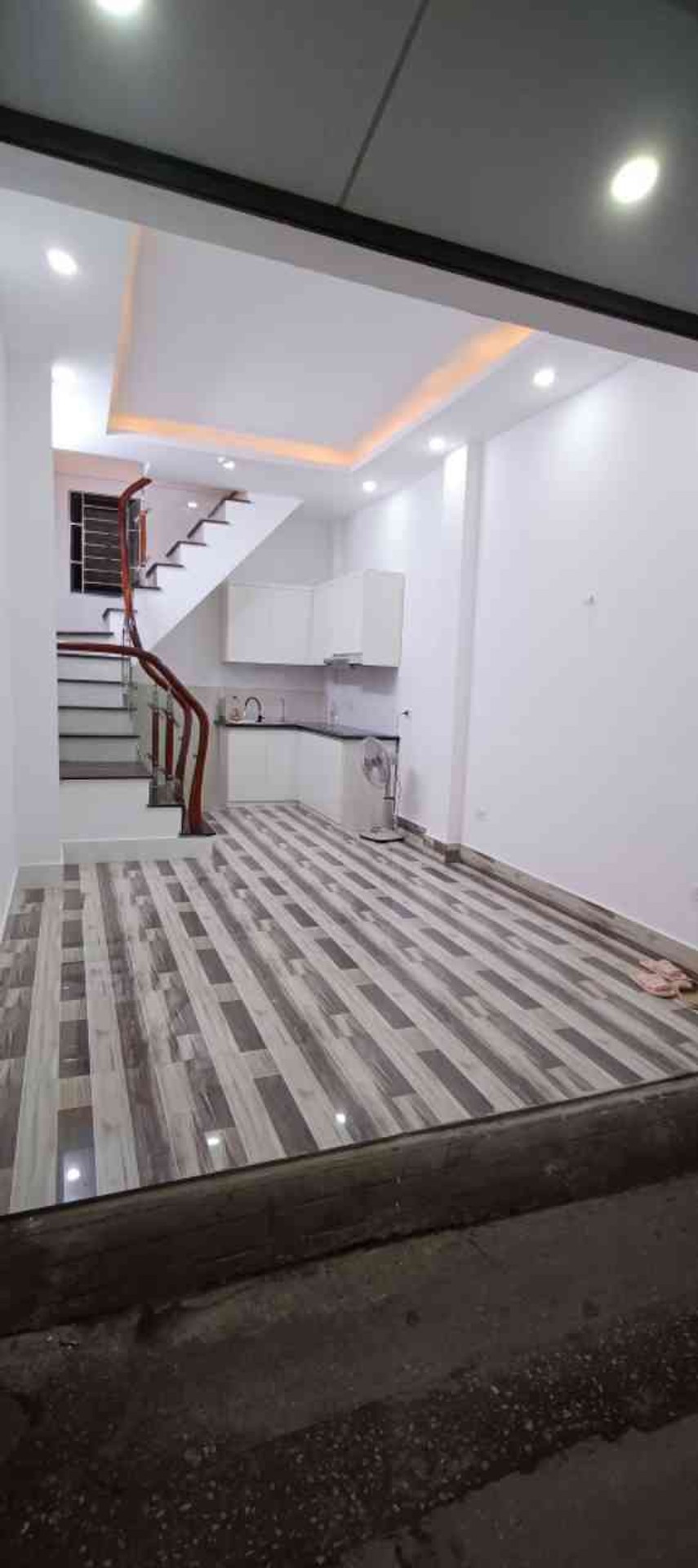 Nhà 4 tầng diện tích 20m2 tại Bạch Mai giá 5.98 tỷ đồng