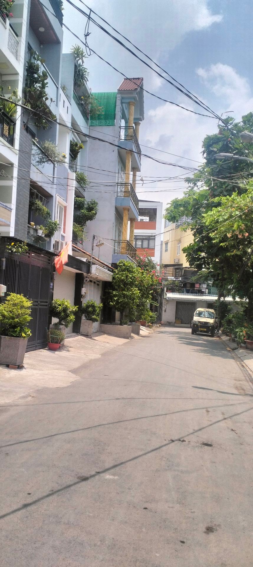Bán nhà 3 tầng Kinh Dương Vương An Lạc, Bình Tân, xem xe hơi thông diện tích 72.3m²