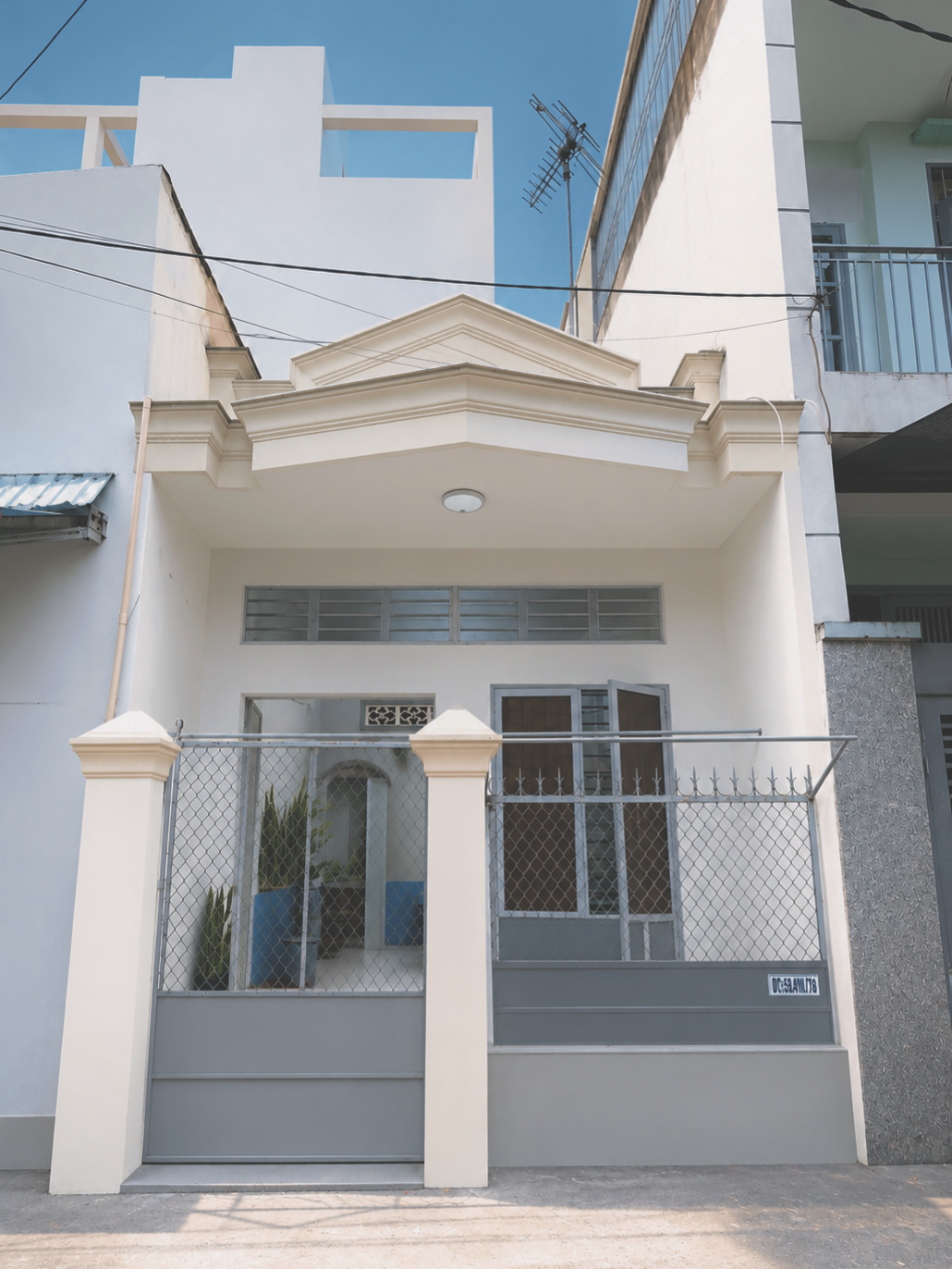 🔥NHÀ VỊ TRÍ ĐẸP - KỀ AEON MALL, CELADON CITY - HẺM 7M – CHỈ HƠN 3 ĐỒNG